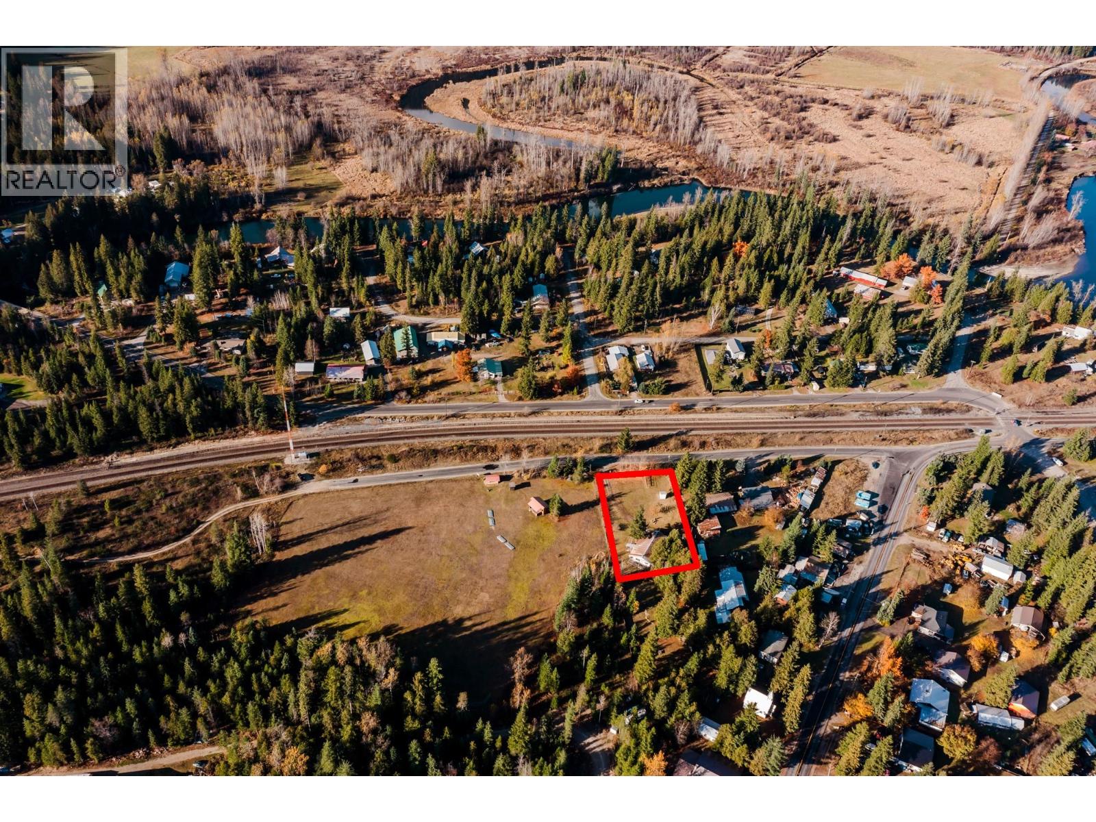 3974 Malakwa Station Road, Malakwa, British Columbia  V0E 2J0 - Photo 43 - 10387470