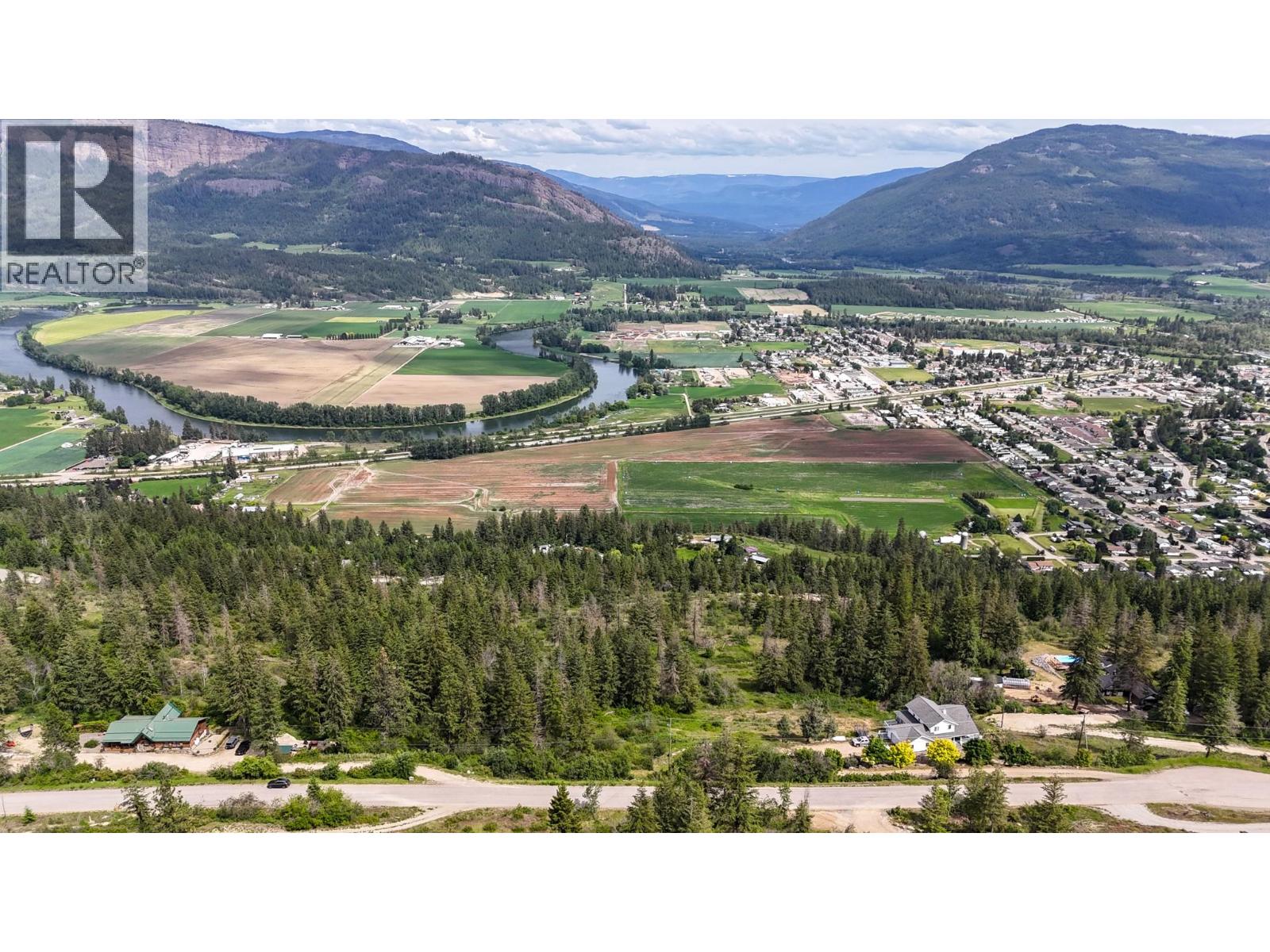 121 Twin Lakes Road, Enderby, British Columbia  V0E 1V3 - Photo 7 - 10389325