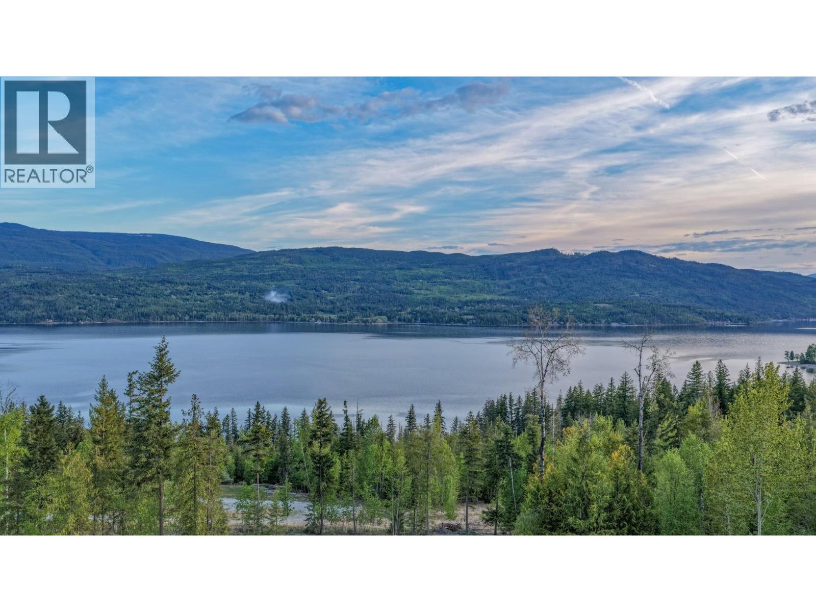 Lot 10 Lonneke Trail, Anglemont, British Columbia  V0E 1M8 - Photo 4 - 10388884