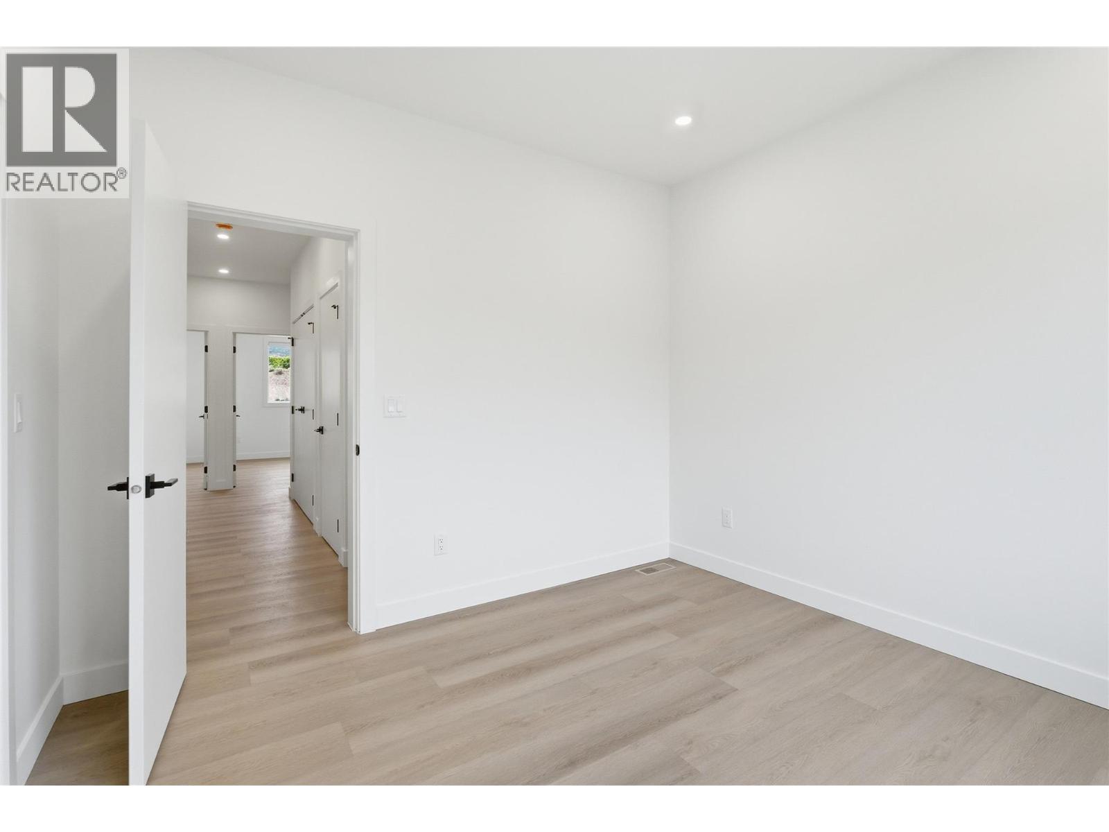 4601 97 Street Unit# 6, Osoyoos, British Columbia  V0H 1V1 - Photo 17 - 10389362