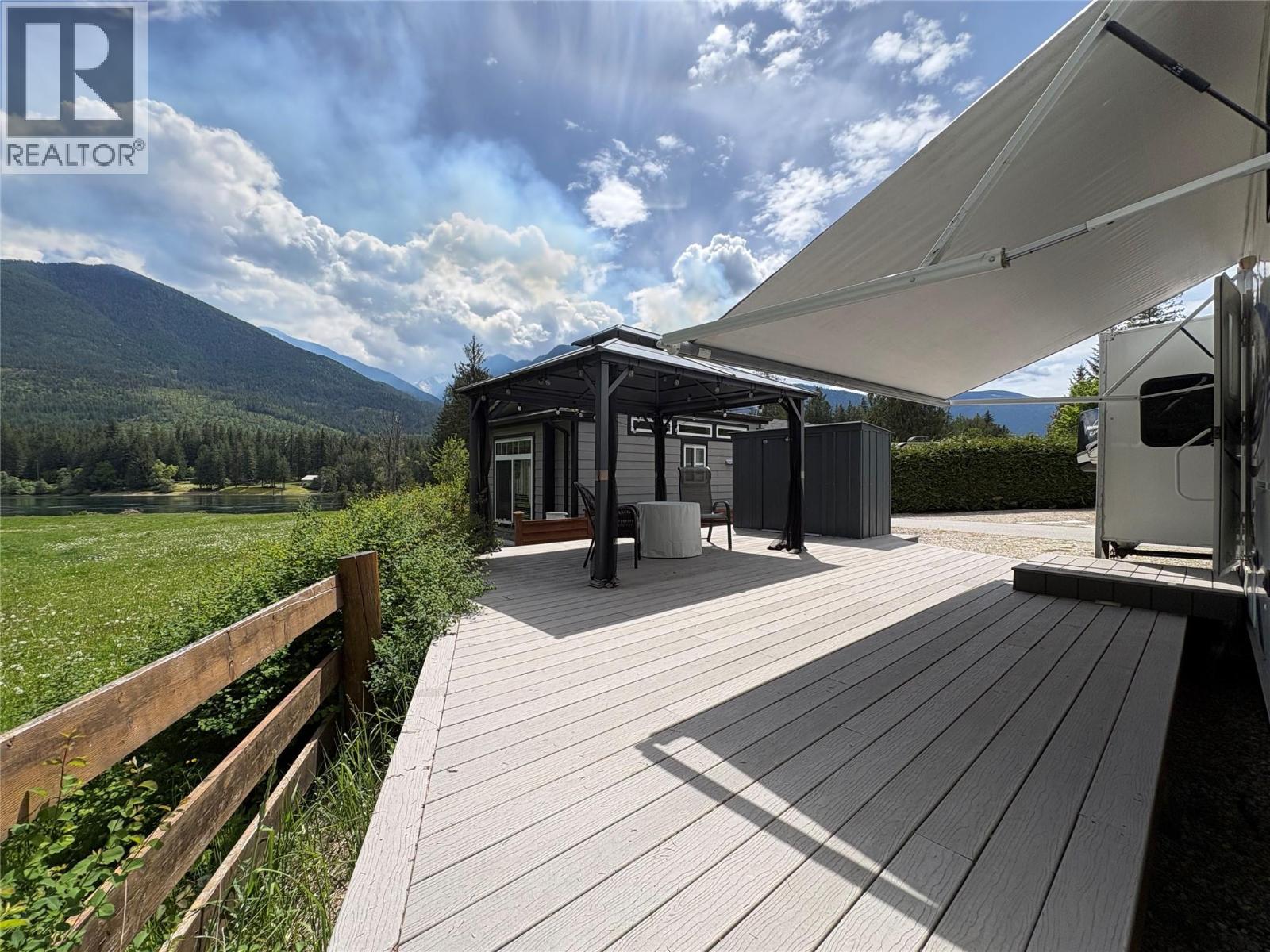 7298 3A Highway Unit# 31, nelson, British Columbia