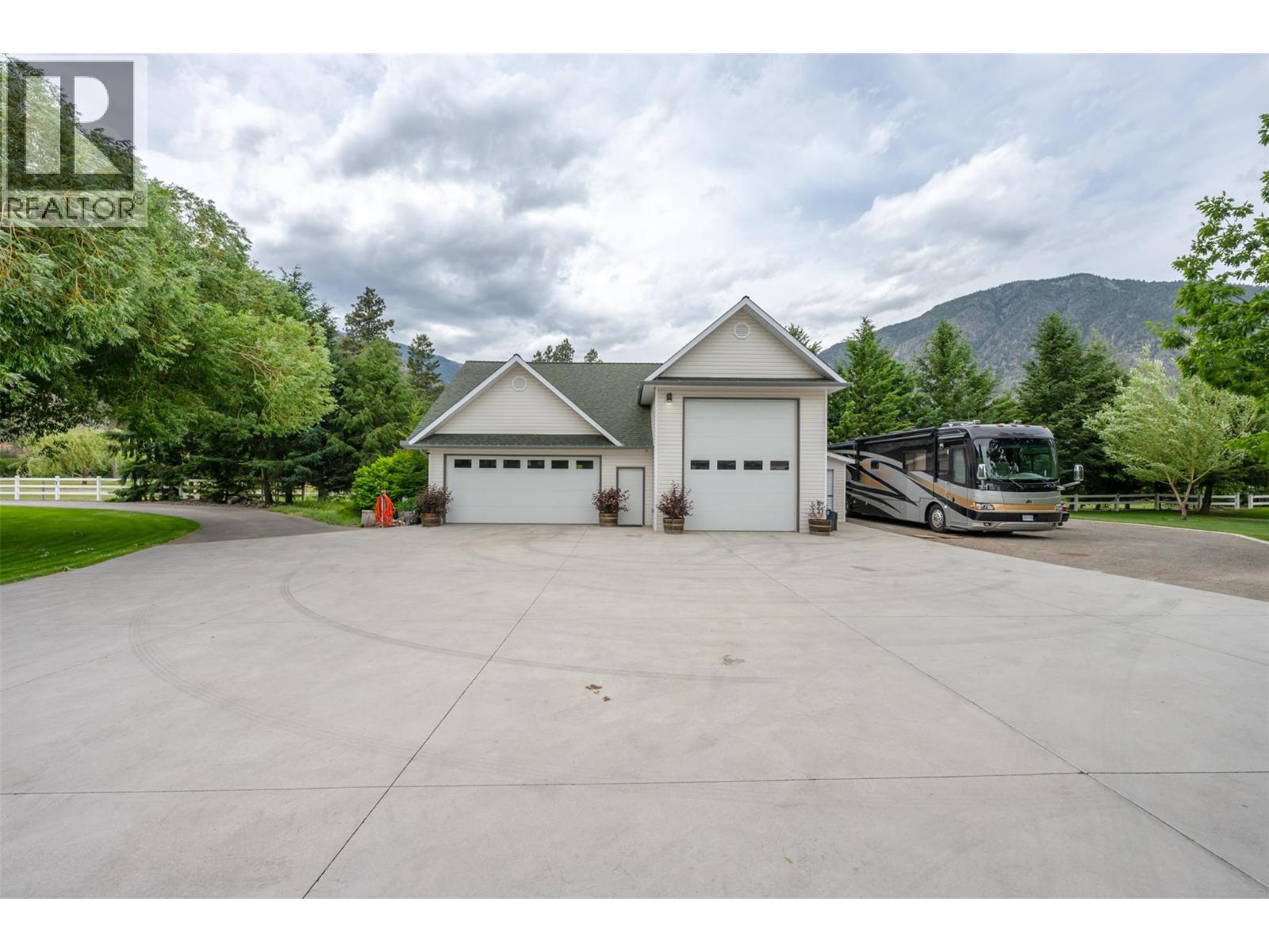2900 River Road, Keremeos, British Columbia  V0X 1N1 - Photo 19 - 10389344