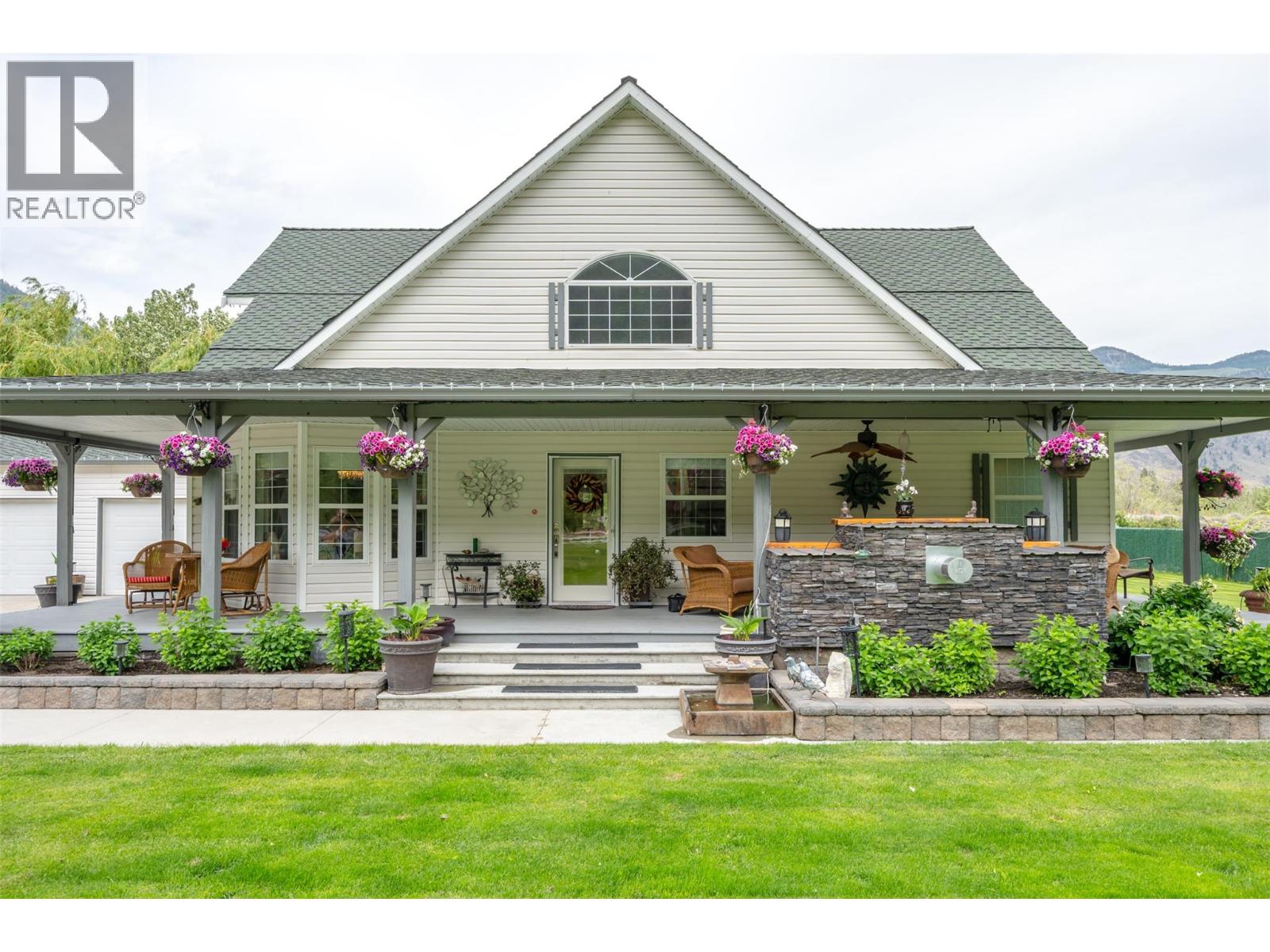 2900 River Road, Keremeos, British Columbia  V0X 1N1 - Photo 3 - 10389344