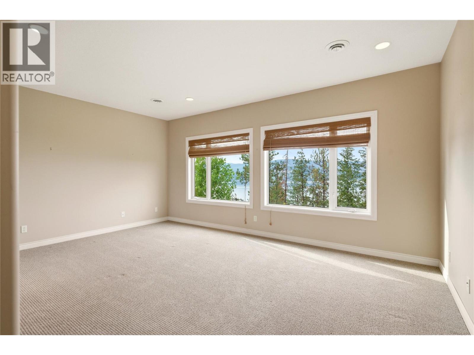 448 Viewcrest Road, Kelowna, British Columbia  V1W 4K1 - Photo 38 - 10389290