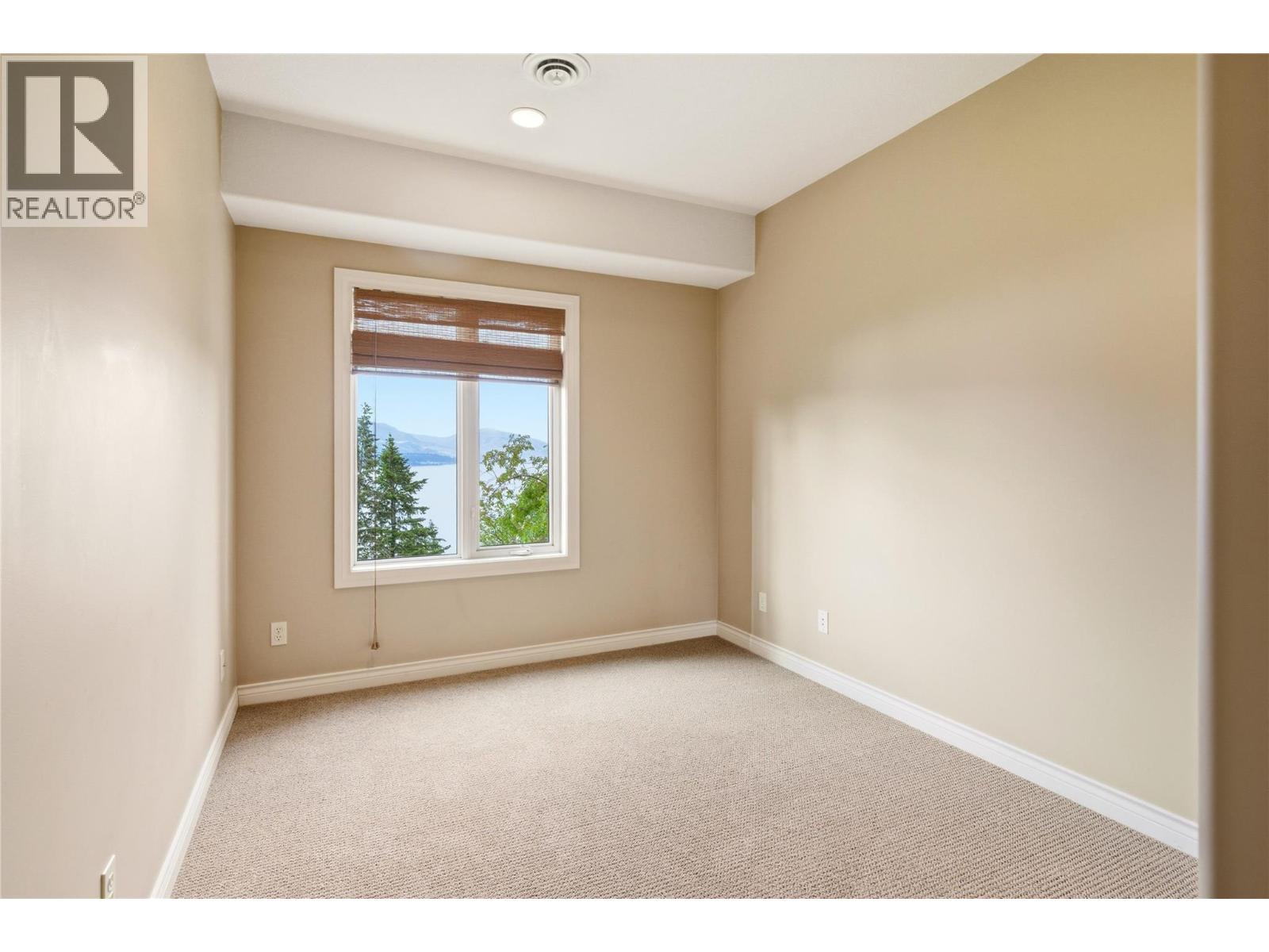 448 Viewcrest Road, Kelowna, British Columbia  V1W 4K1 - Photo 46 - 10389290