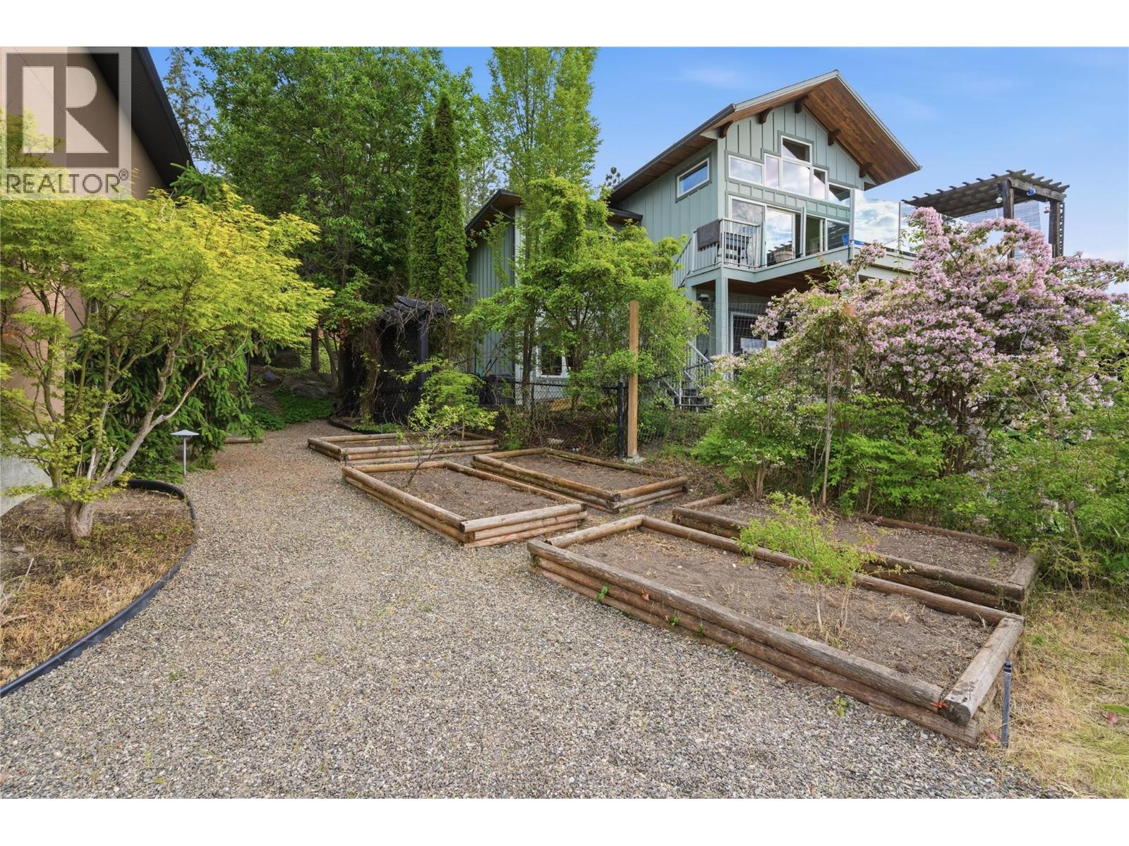 448 Viewcrest Road, Kelowna, British Columbia  V1W 4K1 - Photo 58 - 10389290