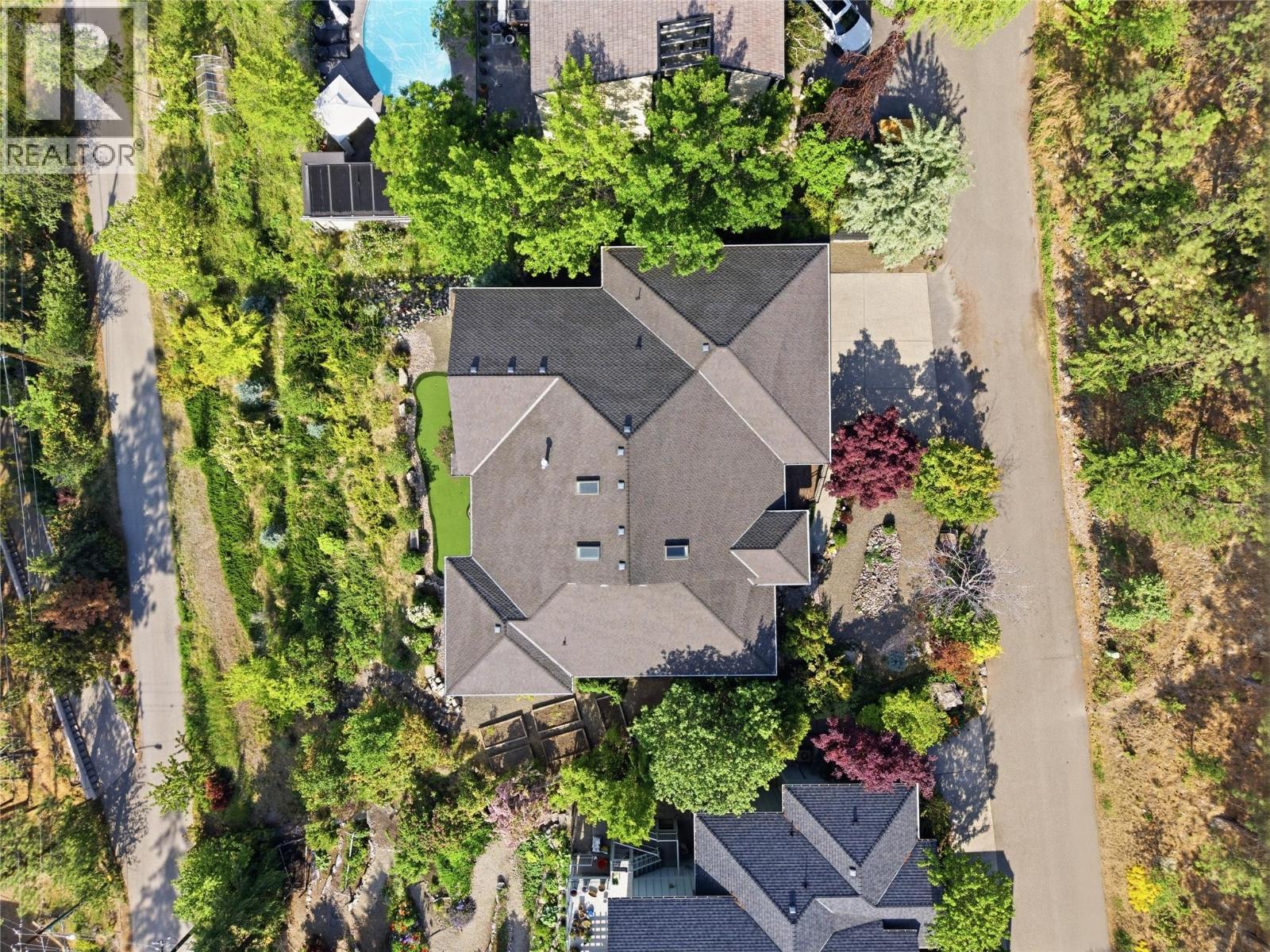 448 Viewcrest Road, Kelowna, British Columbia  V1W 4K1 - Photo 69 - 10389290