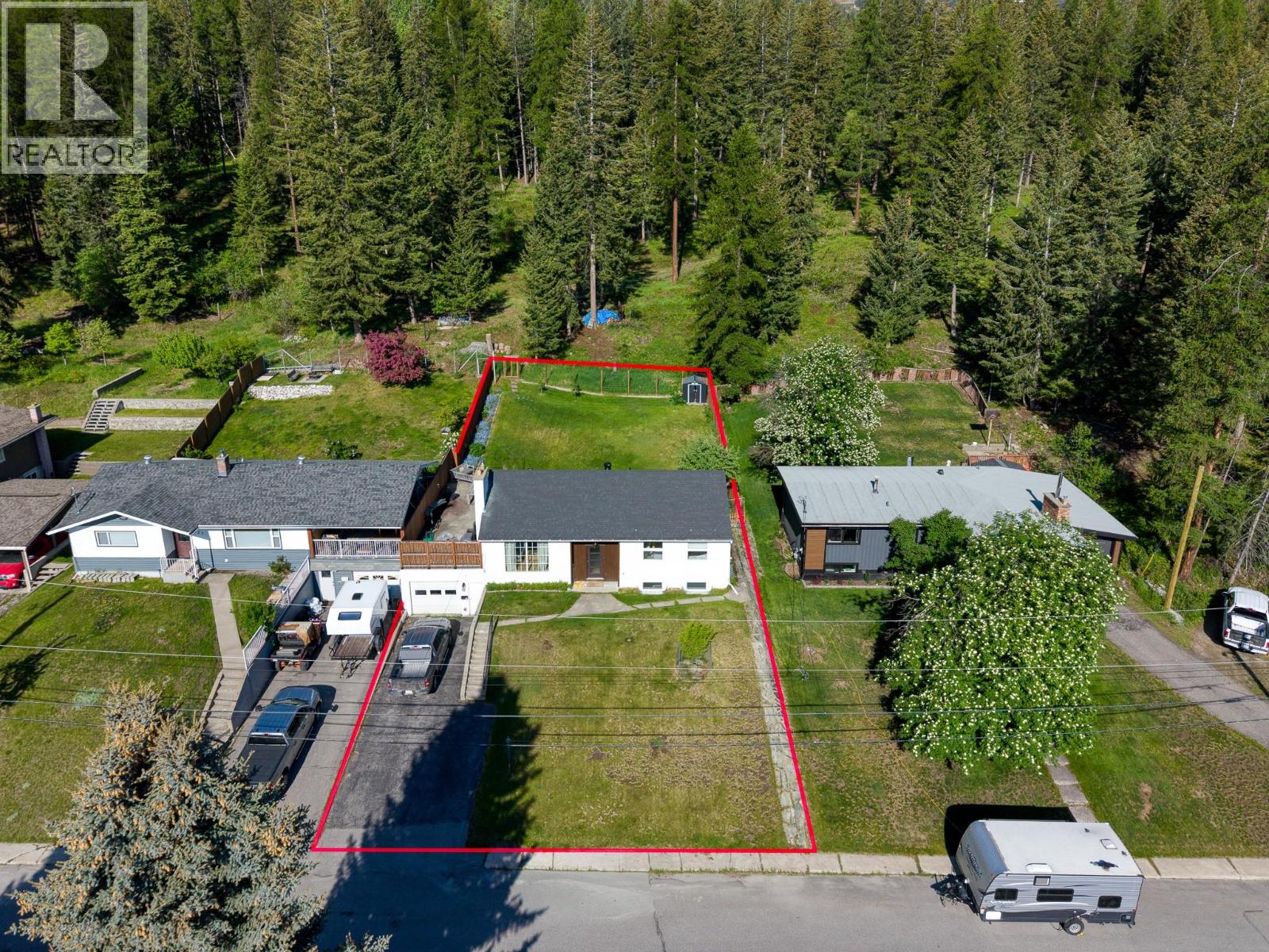 129 Levirs Avenue, Kimberley, British Columbia  V1A 1X6 - Photo 3 - 10389392
