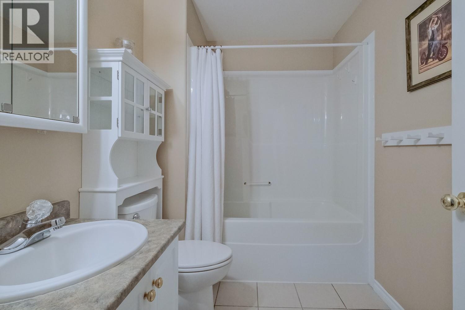 2255 Atkinson Street Unit# 202, Penticton, British Columbia  V2A 8R7 - Photo 26 - 10389407