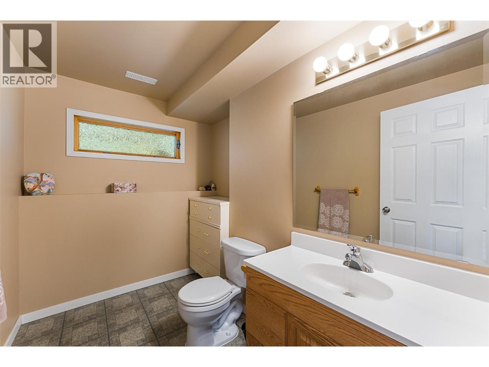 10911 Lehmann Road, Lake Country, British Columbia  V4V 1N9 - Photo 32 - 10388720