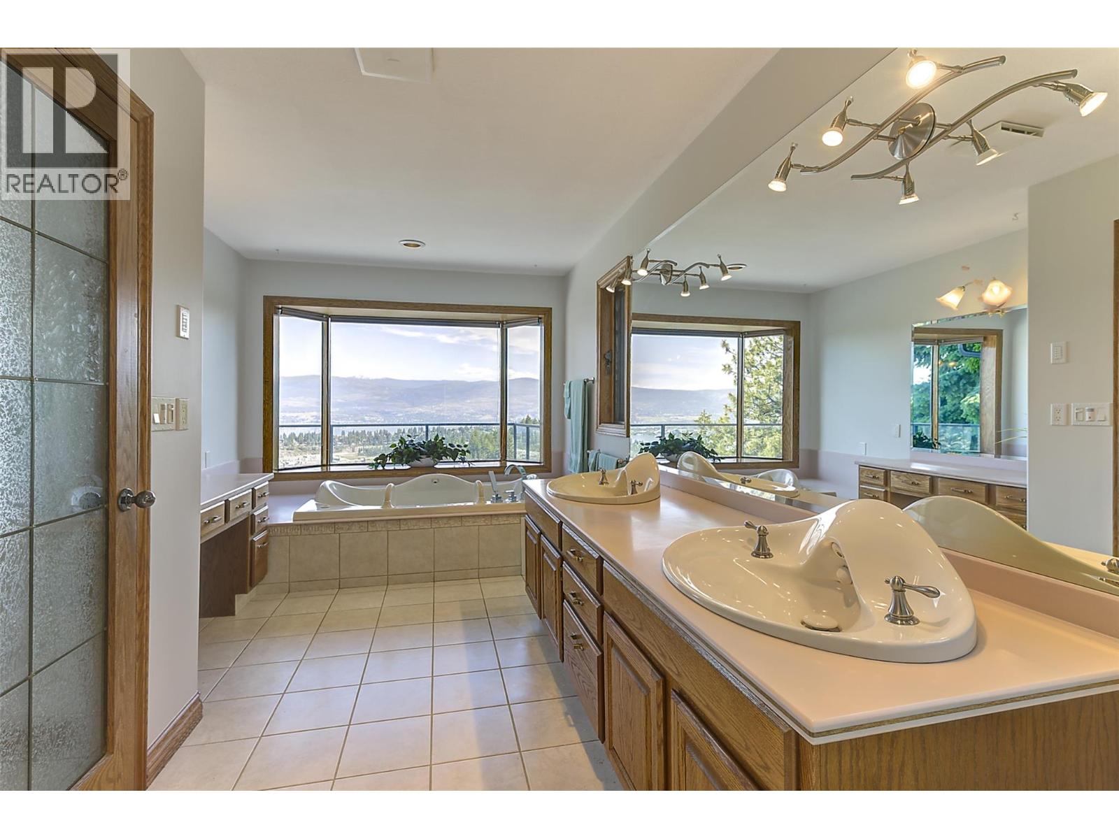 1525 Klein Road, West Kelowna, British Columbia  V1Z 3H5 - Photo 49 - 10388790