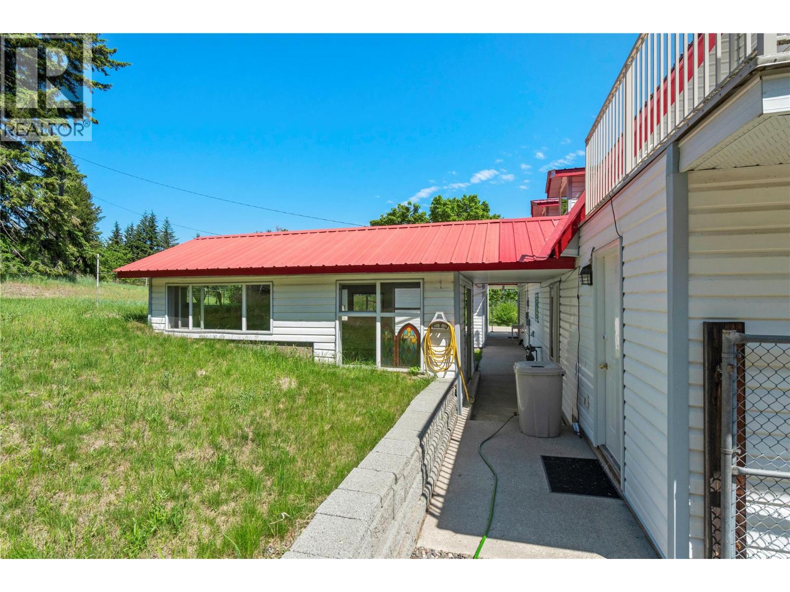 5641 50 Street Nw, Salmon Arm, British Columbia  V1E 3A6 - Photo 14 - 10388430