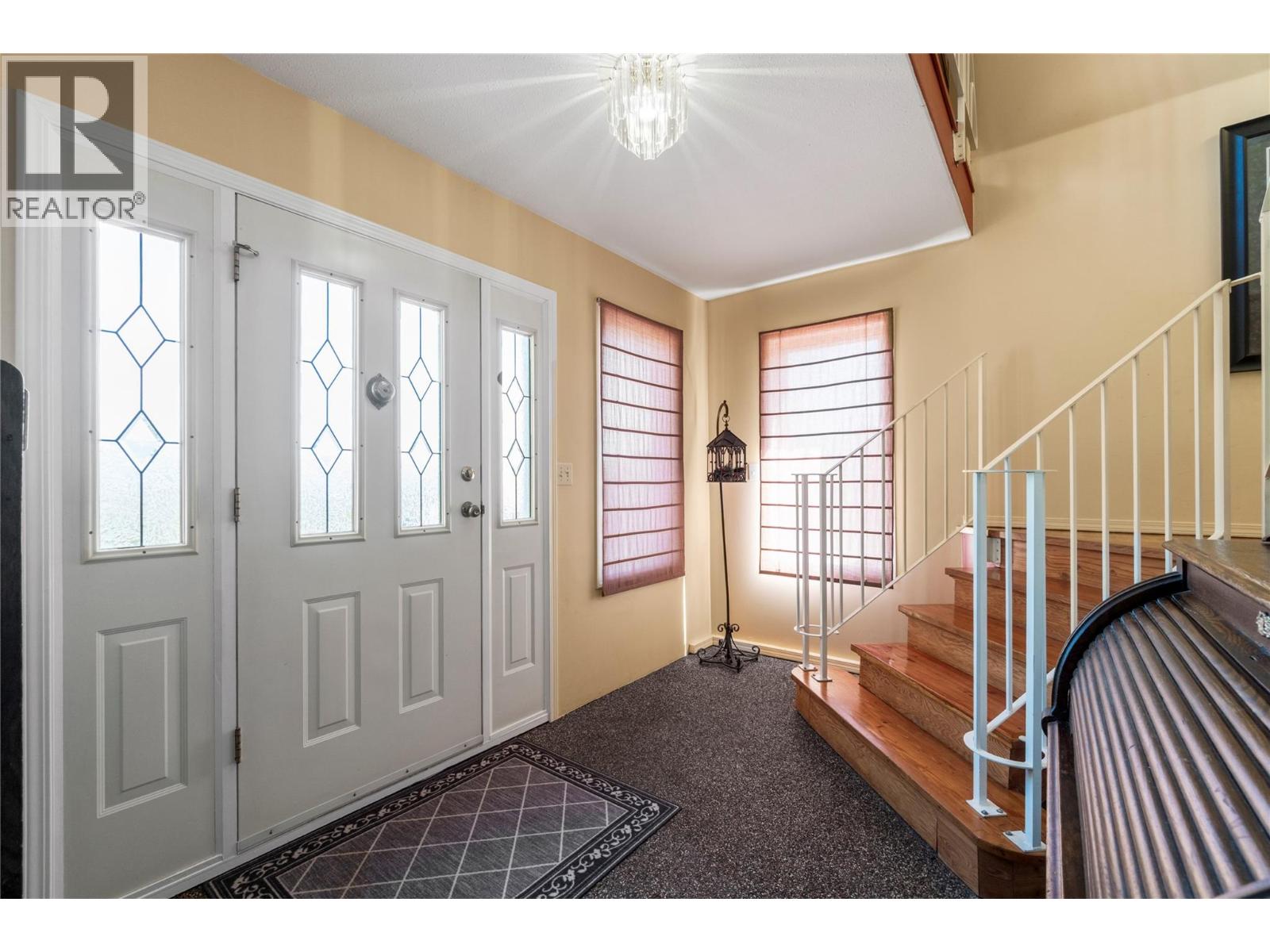5641 50 Street Nw, Salmon Arm, British Columbia  V1E 3A6 - Photo 18 - 10388430