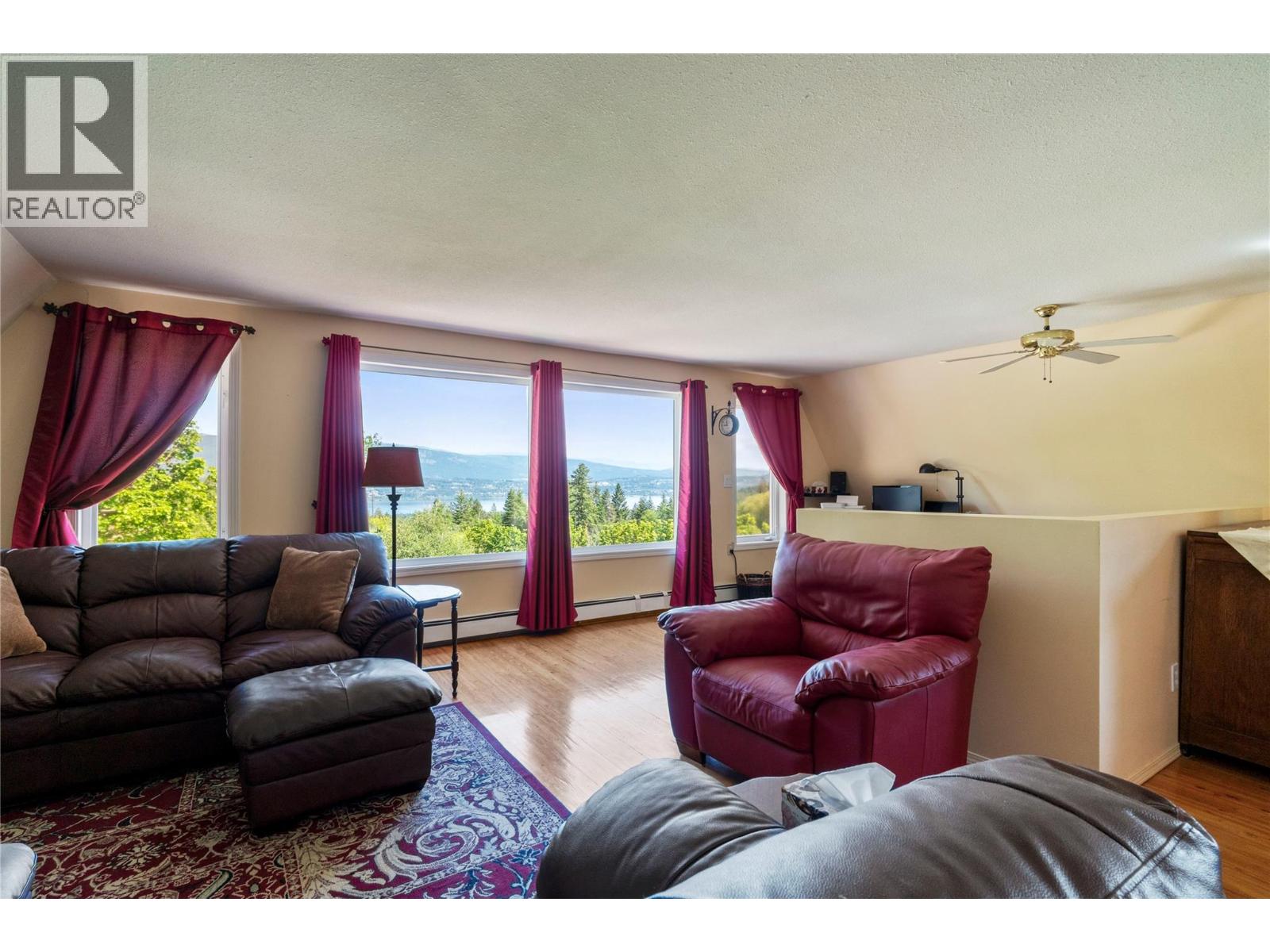 5641 50 Street Nw, Salmon Arm, British Columbia  V1E 3A6 - Photo 24 - 10388430