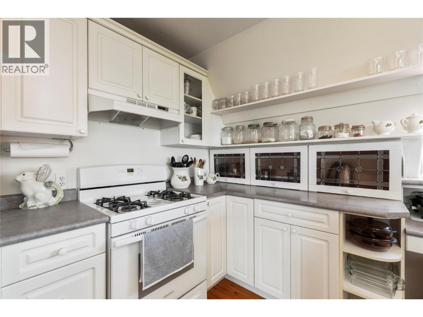 5641 50 Street Nw, Salmon Arm, British Columbia  V1E 3A6 - Photo 31 - 10388430