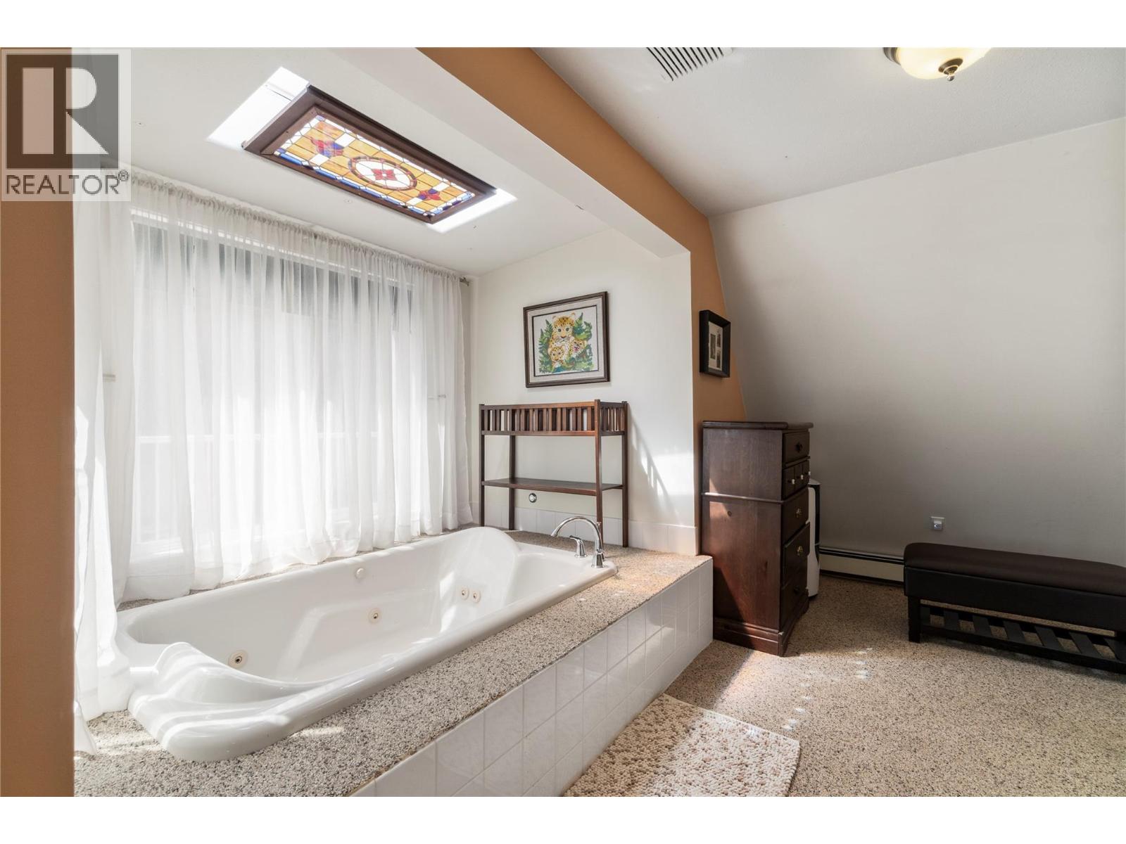 5641 50 Street Nw, Salmon Arm, British Columbia  V1E 3A6 - Photo 39 - 10388430