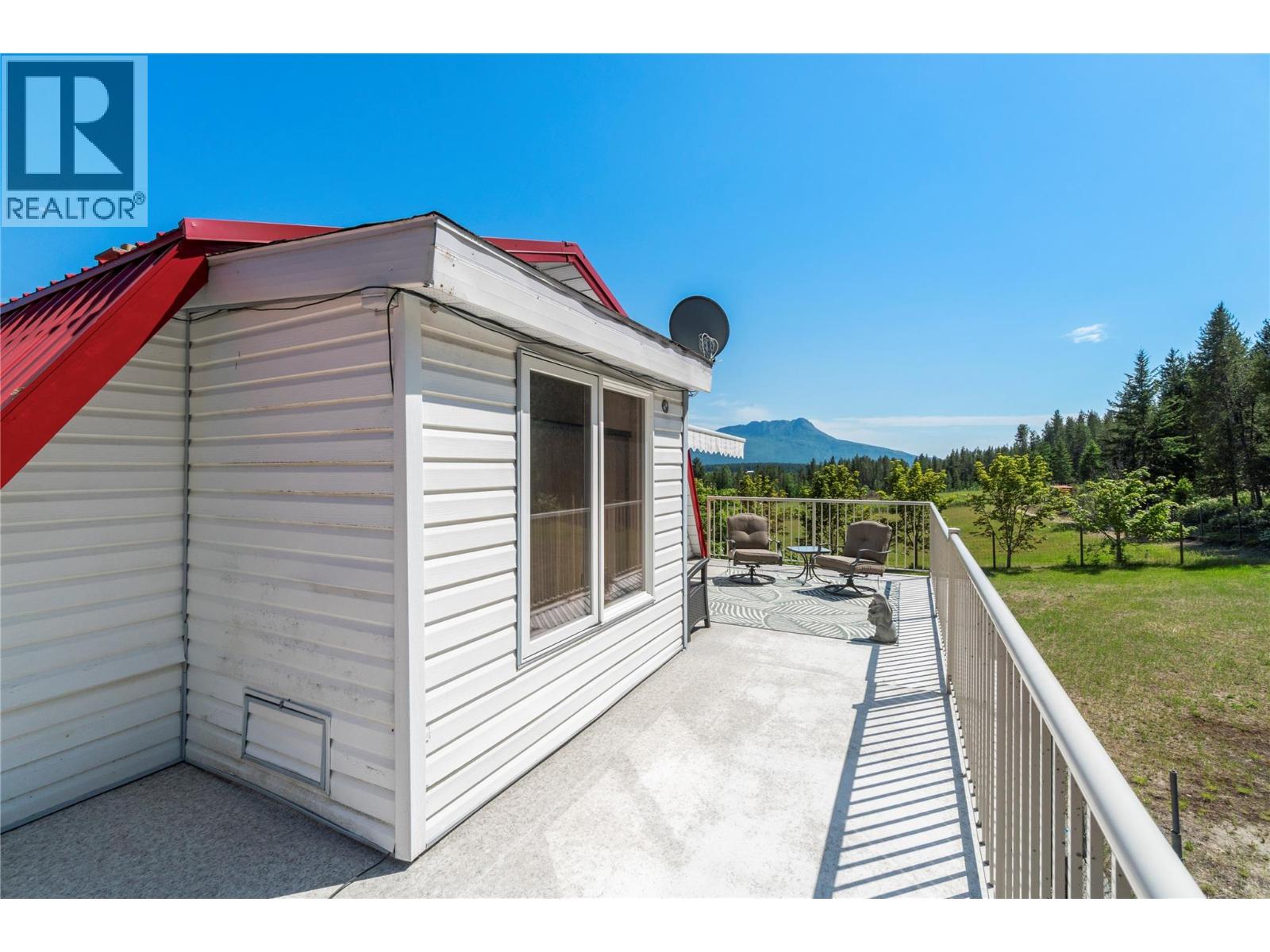 5641 50 Street Nw, Salmon Arm, British Columbia  V1E 3A6 - Photo 48 - 10388430