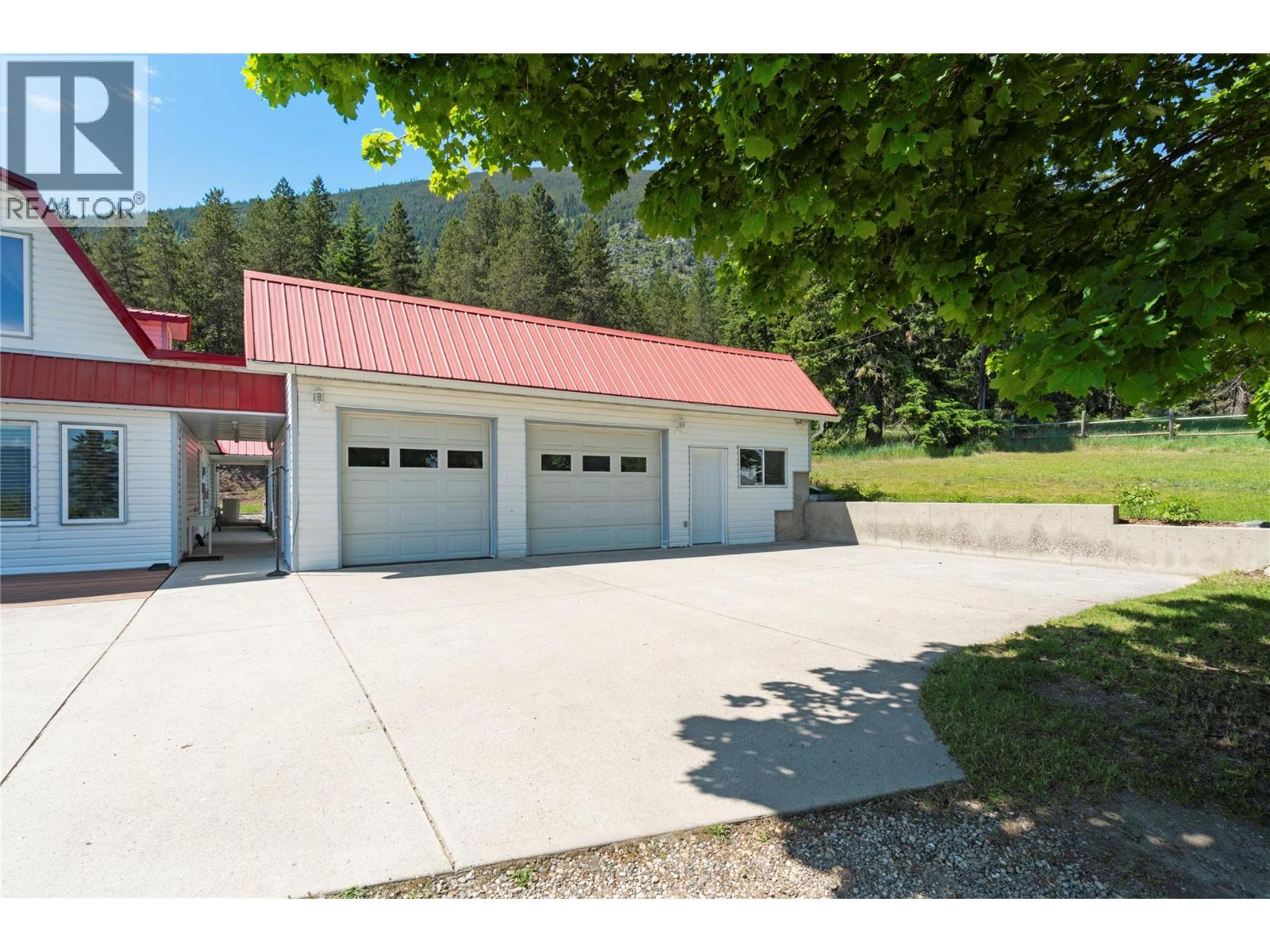 5641 50 Street Nw, Salmon Arm, British Columbia  V1E 3A6 - Photo 82 - 10388430