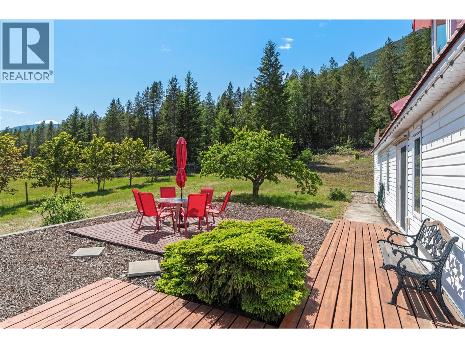 5641 50 Street Nw, Salmon Arm, British Columbia  V1E 3A6 - Photo 83 - 10388430