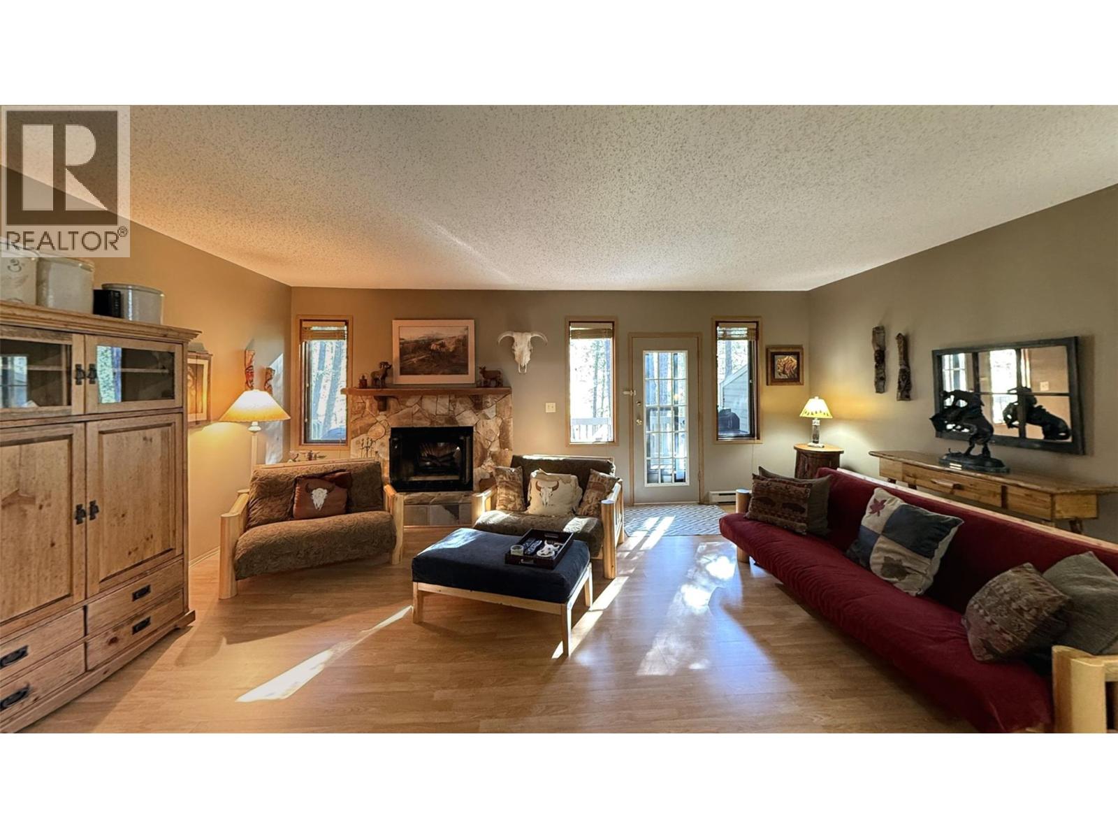 7985 RADIUM GOLF COURSE Road Unit# 17, radium hot springs, British Columbia