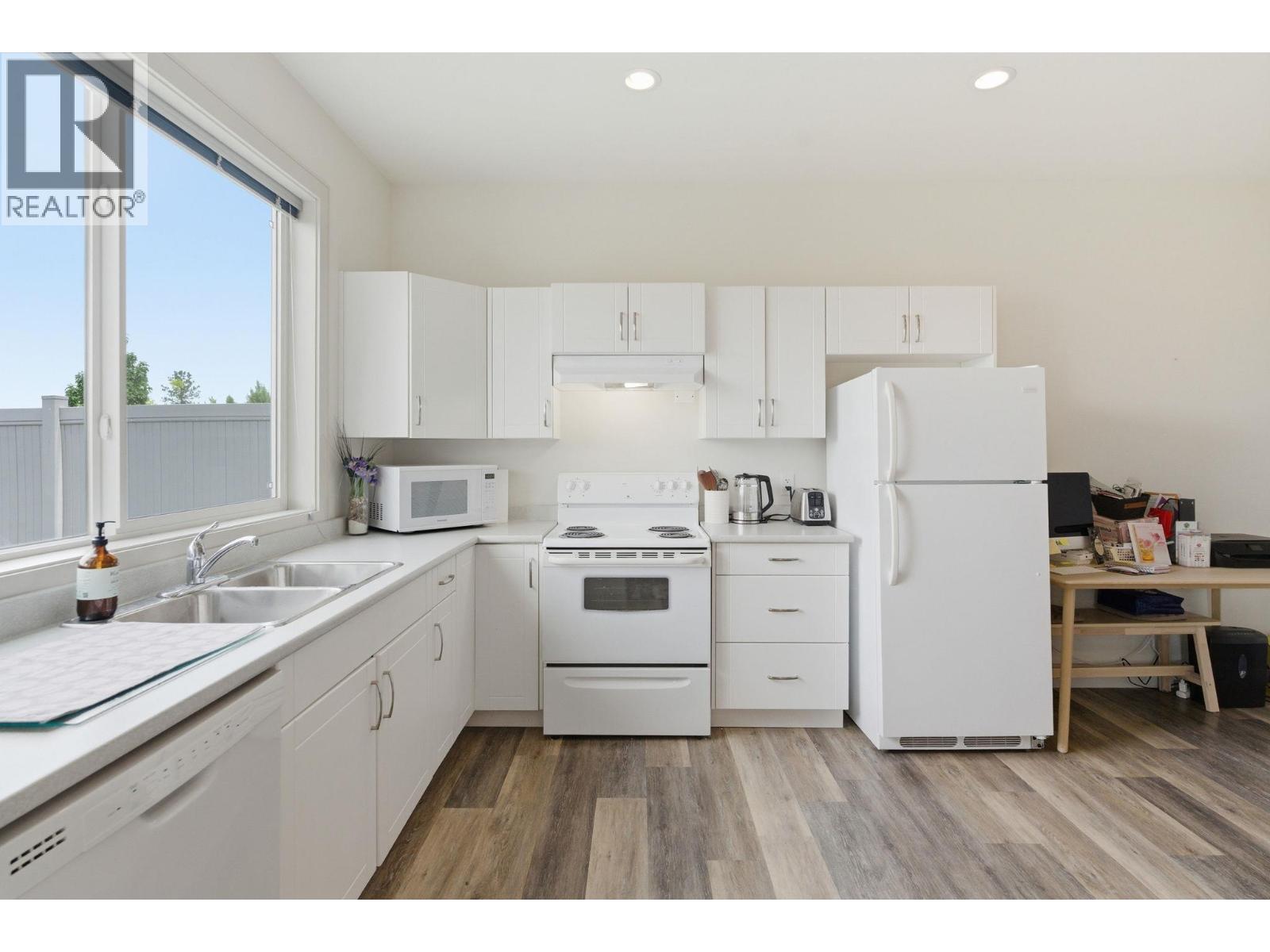 536 Tungsten Court, Kelowna, British Columbia  V1W 5J6 - Photo 23 - 10388713
