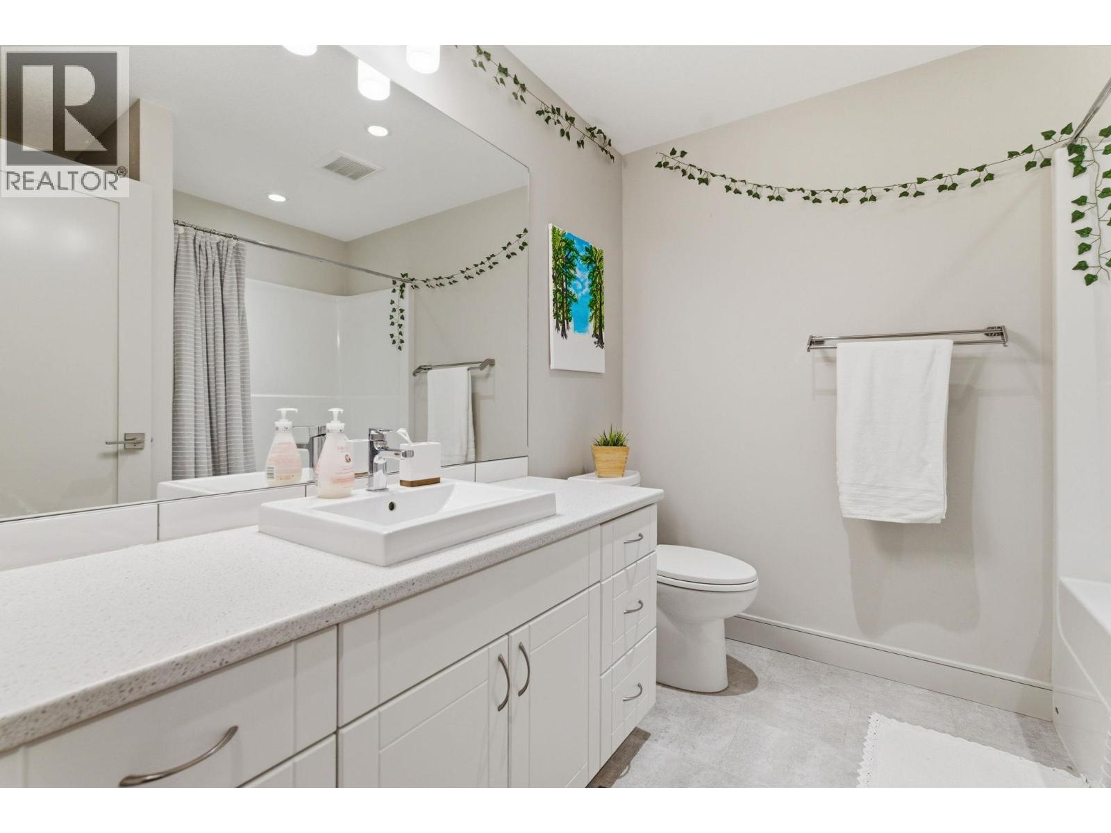 536 Tungsten Court, Kelowna, British Columbia  V1W 5J6 - Photo 33 - 10388713