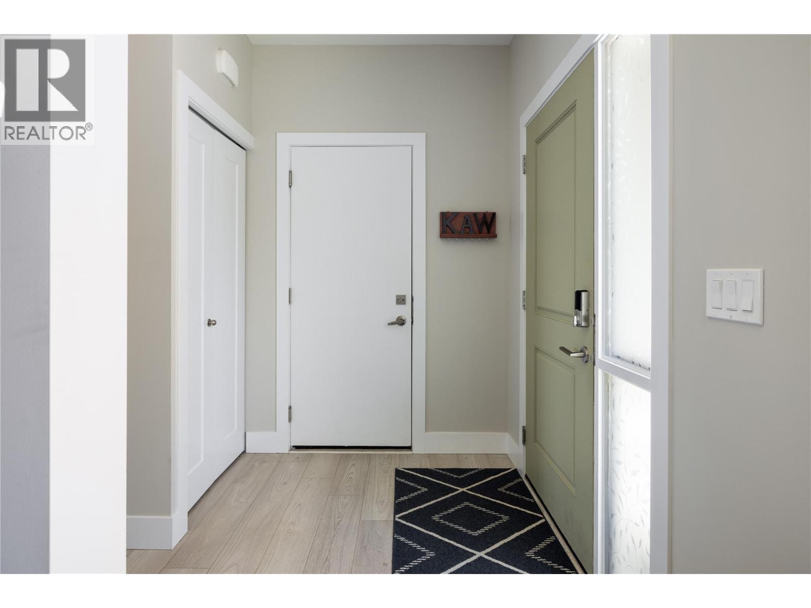 933 Mt Robson Place Unit# 18, Vernon, British Columbia  V1B 4G4 - Photo 8 - 10389427