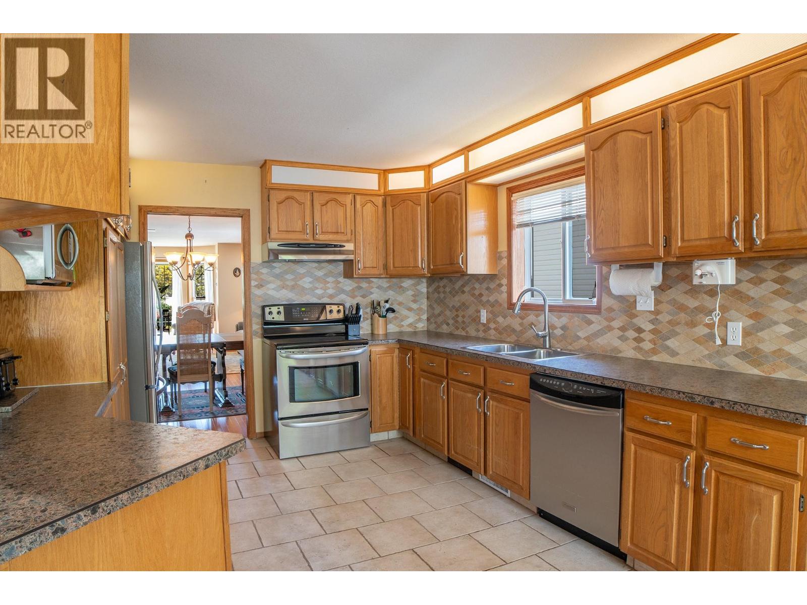 1924 Hurl Street, Creston, British Columbia  V0B 1G4 - Photo 10 - 10389386