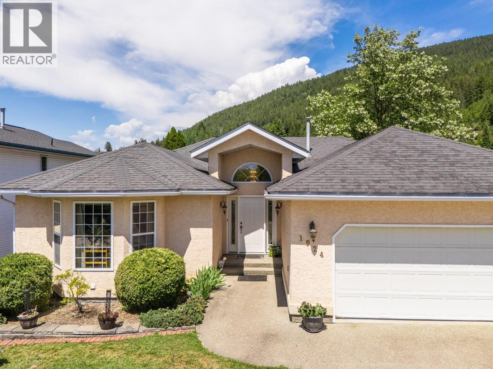 1924 Hurl Street, Creston, British Columbia  V0B 1G4 - Photo 68 - 10389386