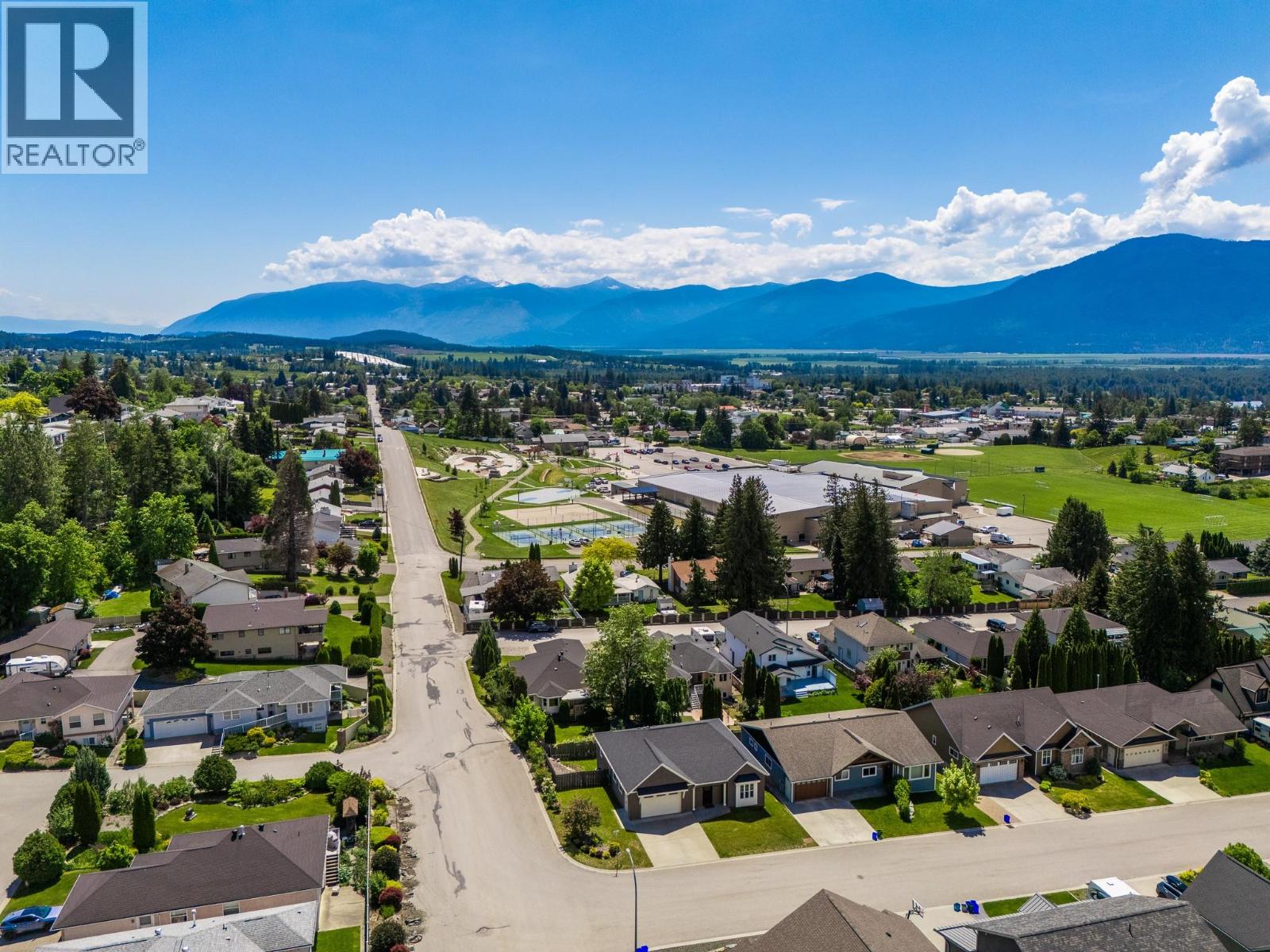 1924 Hurl Street, Creston, British Columbia  V0B 1G4 - Photo 74 - 10389386