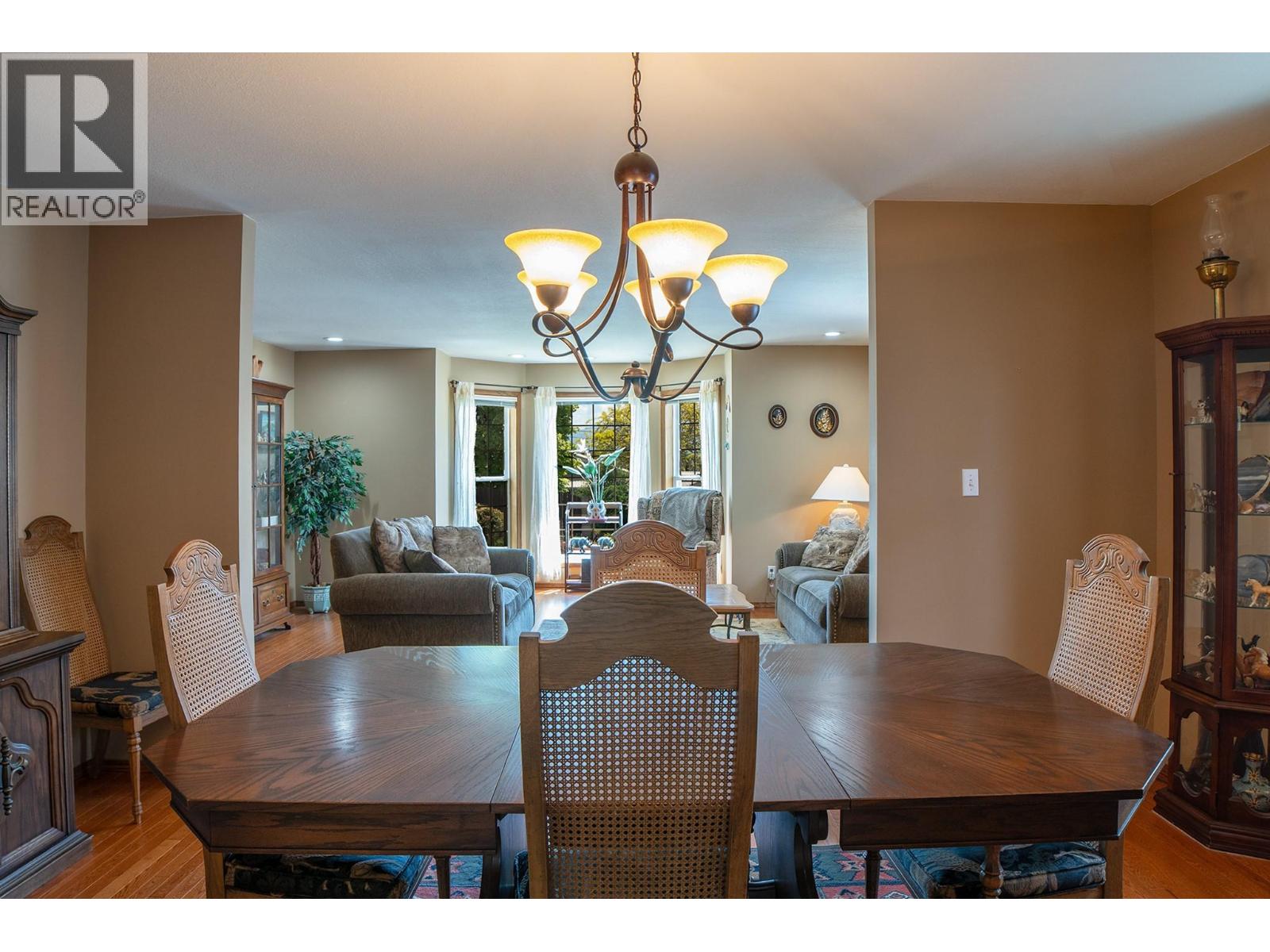 1924 Hurl Street, Creston, British Columbia  V0B 1G4 - Photo 9 - 10389386