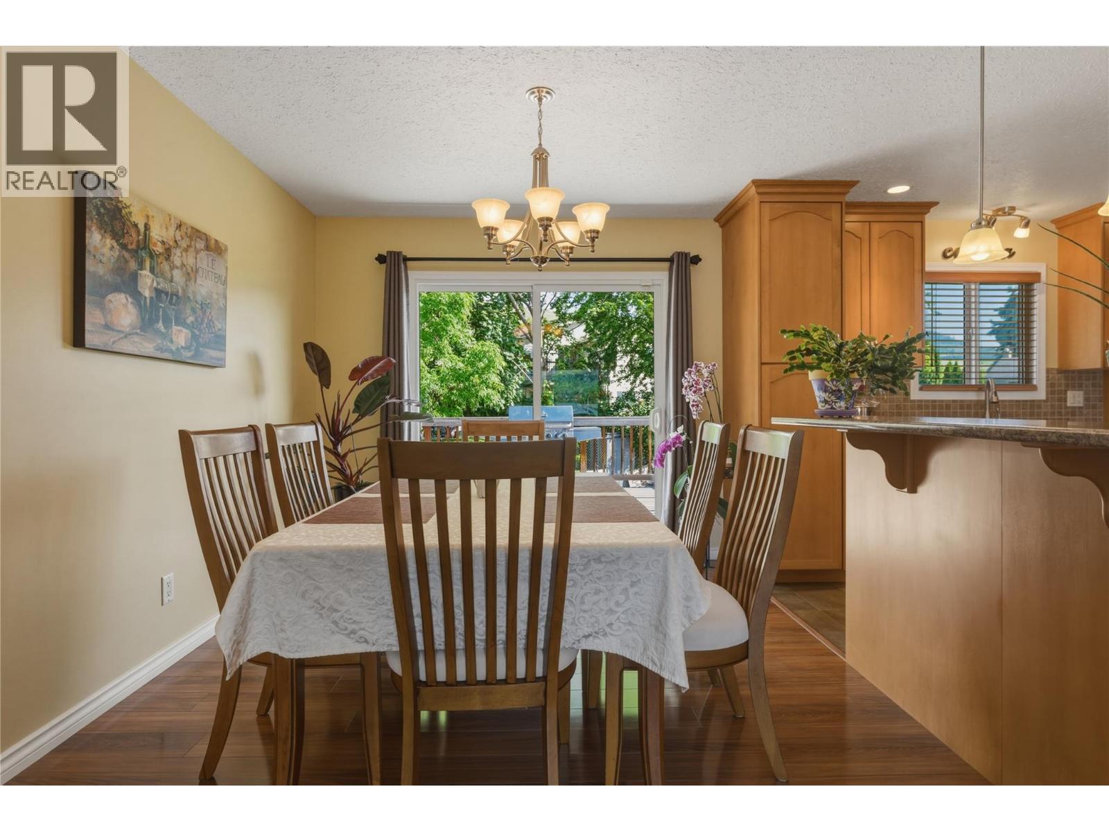 5524 South Vernon Place, Vernon, British Columbia  V1T 8N5 - Photo 11 - 10387956