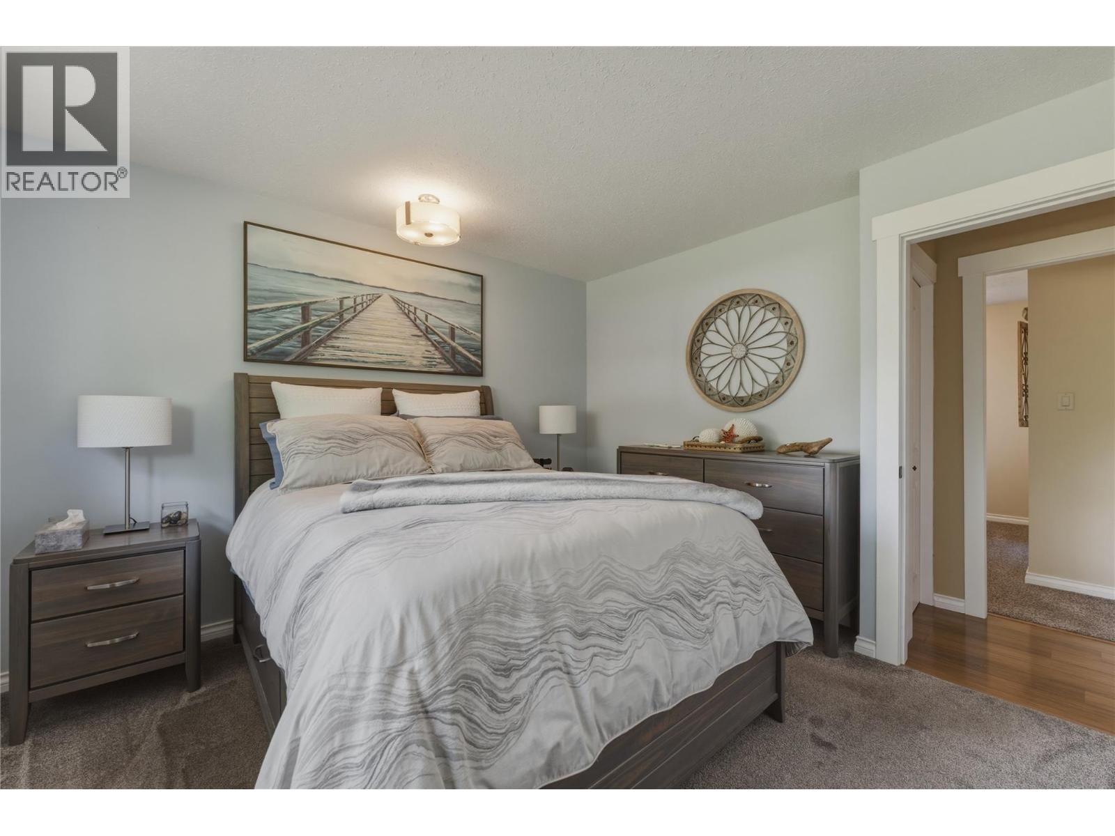 5524 South Vernon Place, Vernon, British Columbia  V1T 8N5 - Photo 17 - 10387956