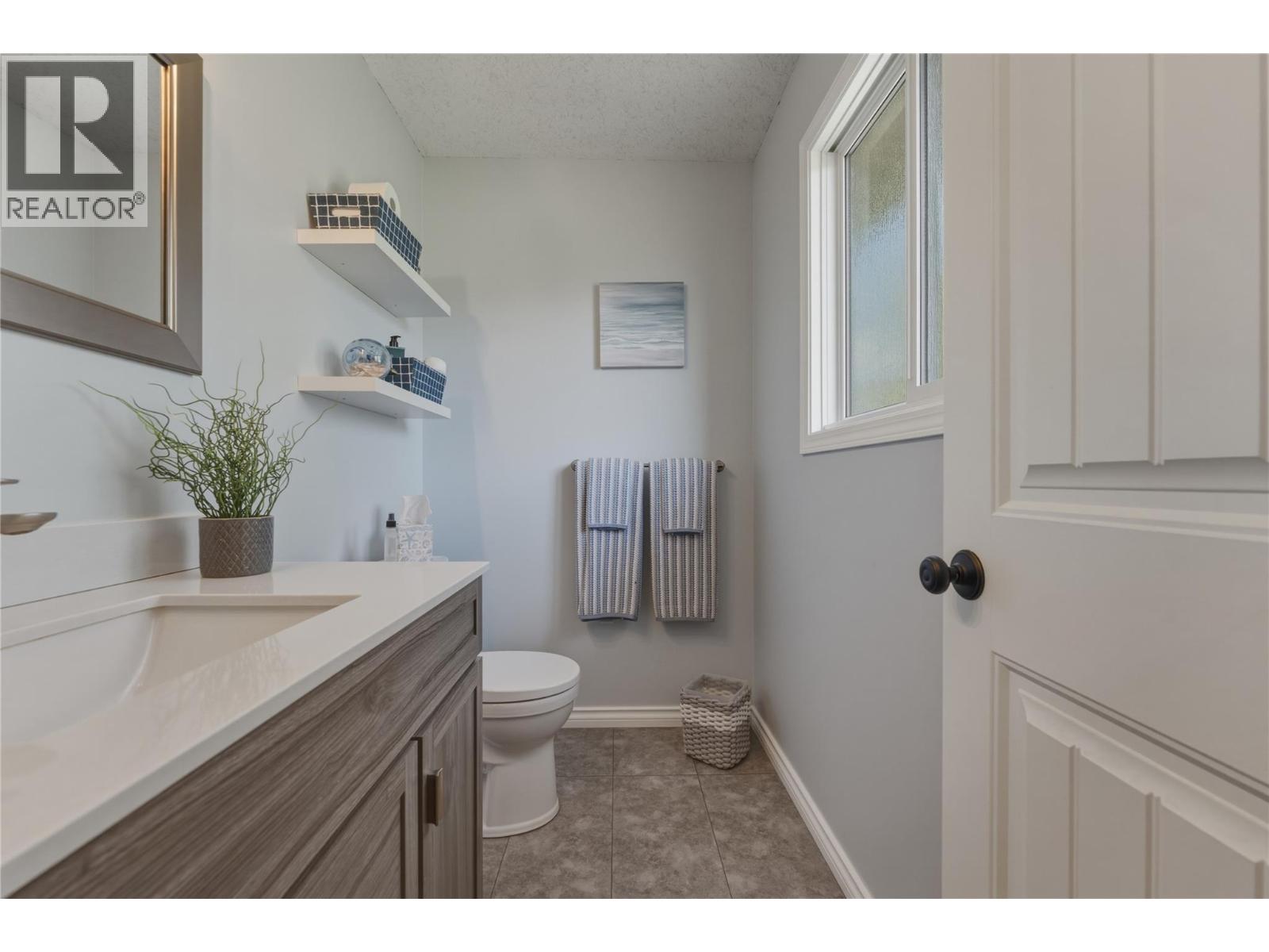 5524 South Vernon Place, Vernon, British Columbia  V1T 8N5 - Photo 20 - 10387956