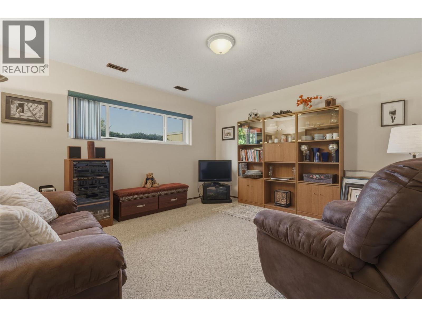5524 South Vernon Place, Vernon, British Columbia  V1T 8N5 - Photo 29 - 10387956