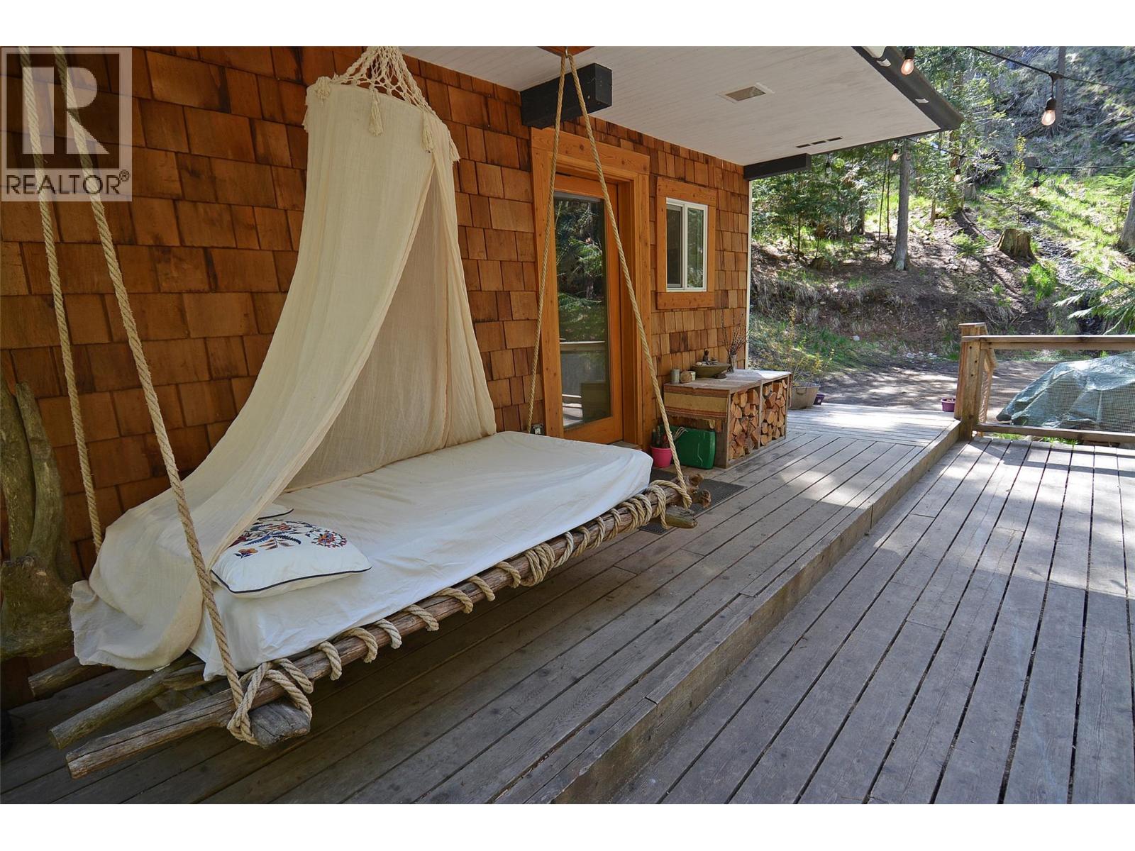 5396 6 Highway, Winlaw, British Columbia  V0G 2J0 - Photo 25 - 10389307