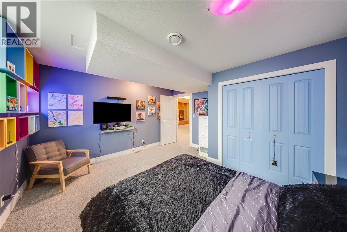 816 Columbia Road, Castlegar, British Columbia  V1N 4K6 - Photo 36 - 10388402