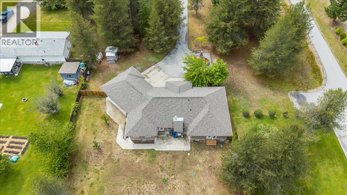 816 Columbia Road, Castlegar, British Columbia  V1N 4K6 - Photo 40 - 10388402