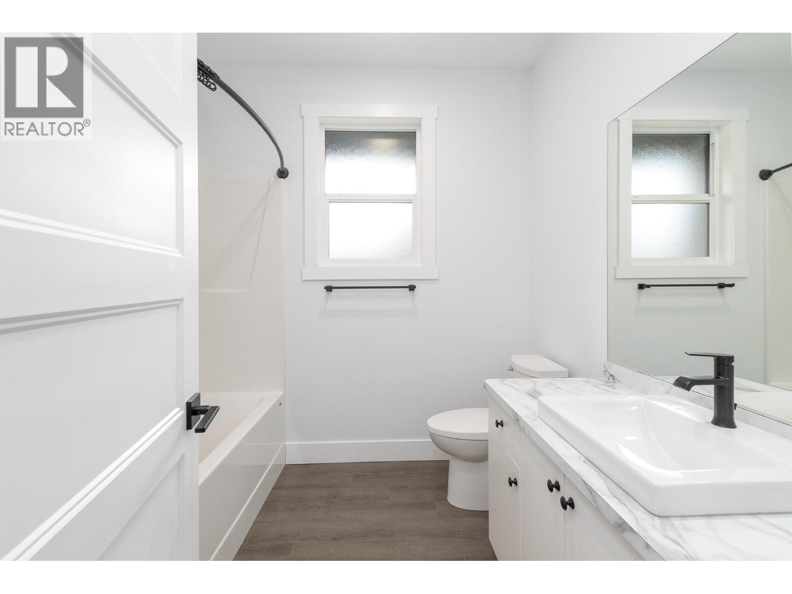 1441 20 Avenue Se Unit# 4, Salmon Arm, British Columbia  V1E 2M9 - Photo 35 - 10389358