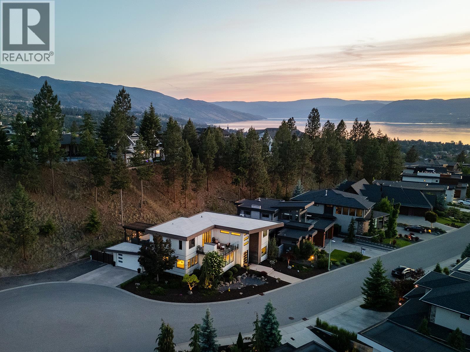 1091 Westpoint Drive, Kelowna, British Columbia  V1W 4Z9 - Photo 23 - 10389261