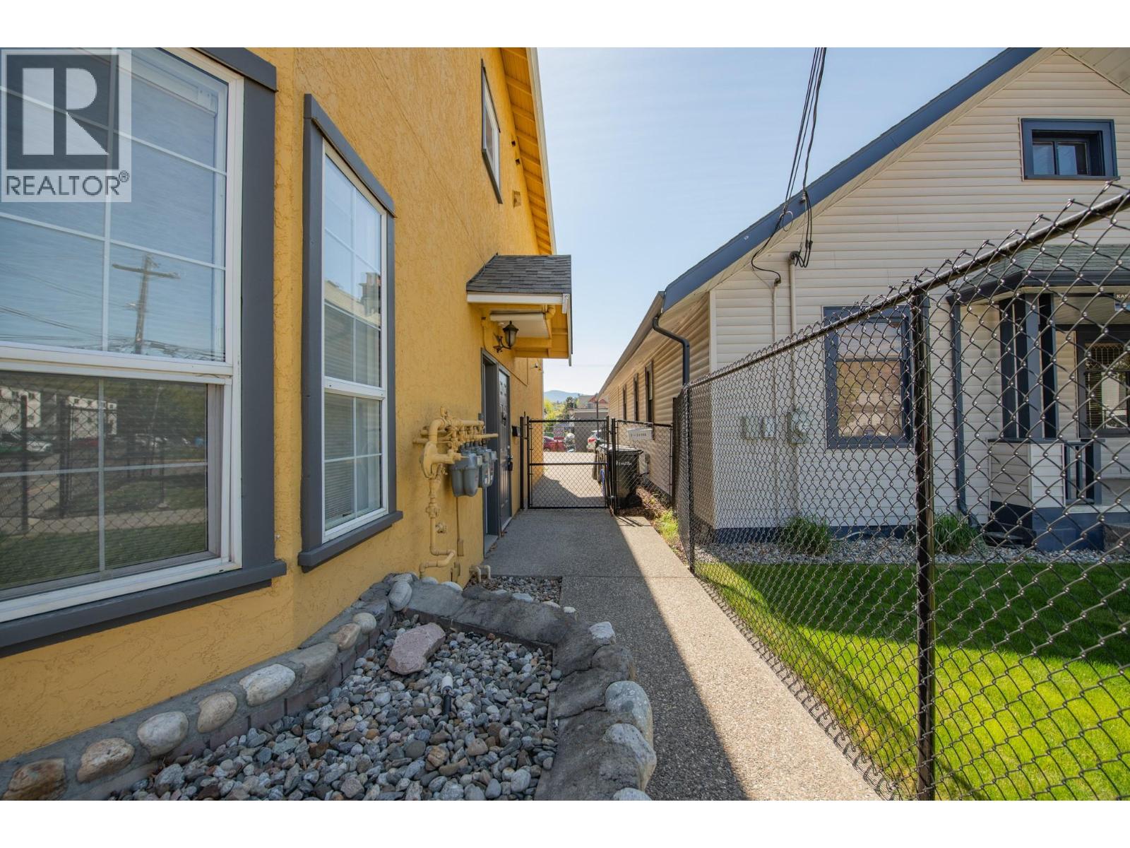 3414a 28th Avenue Unit# 2, Vernon, British Columbia  V1T 1W9 - Photo 3 - 10389398