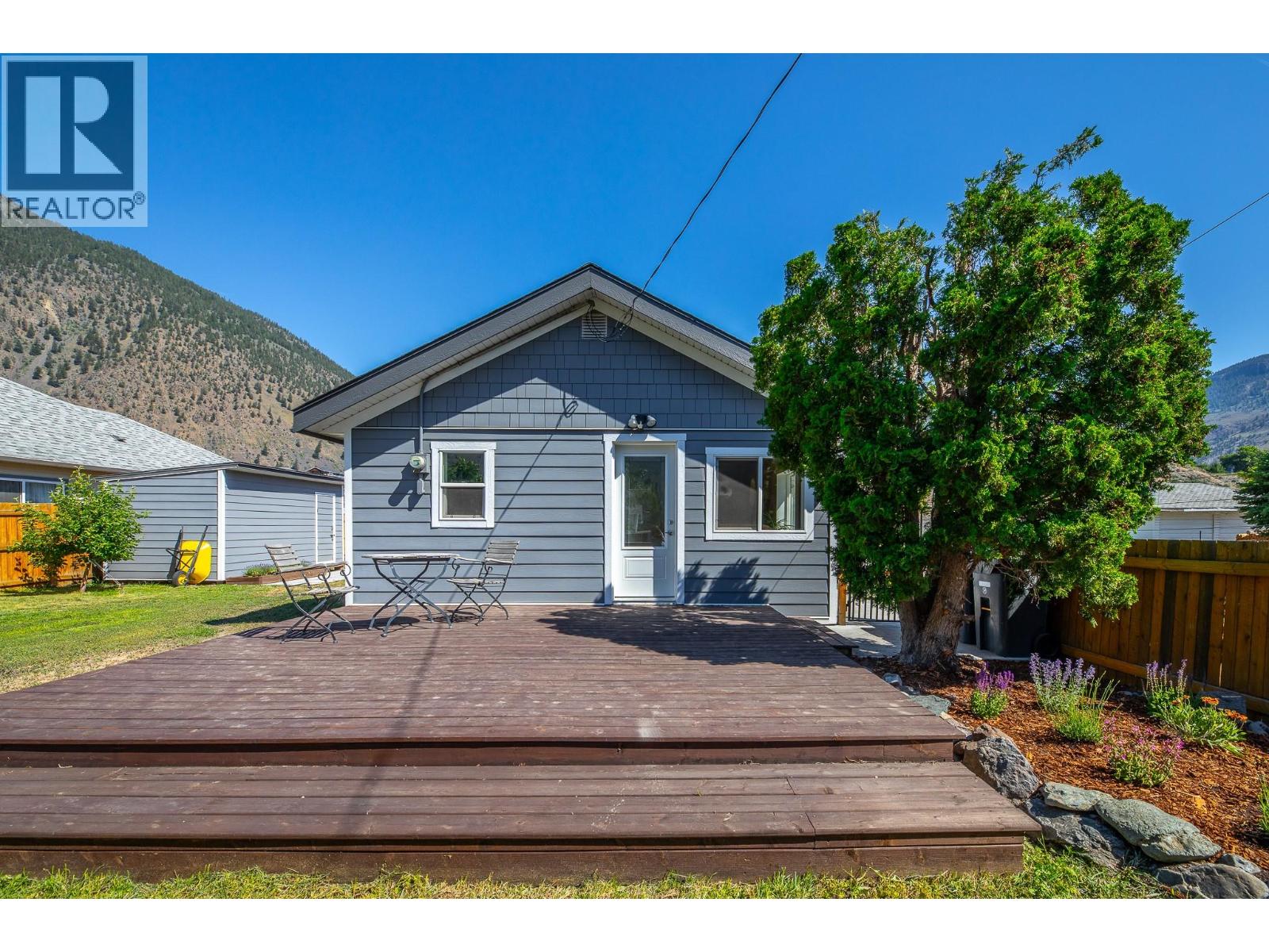 430 6th Avenue, keremeos, British Columbia