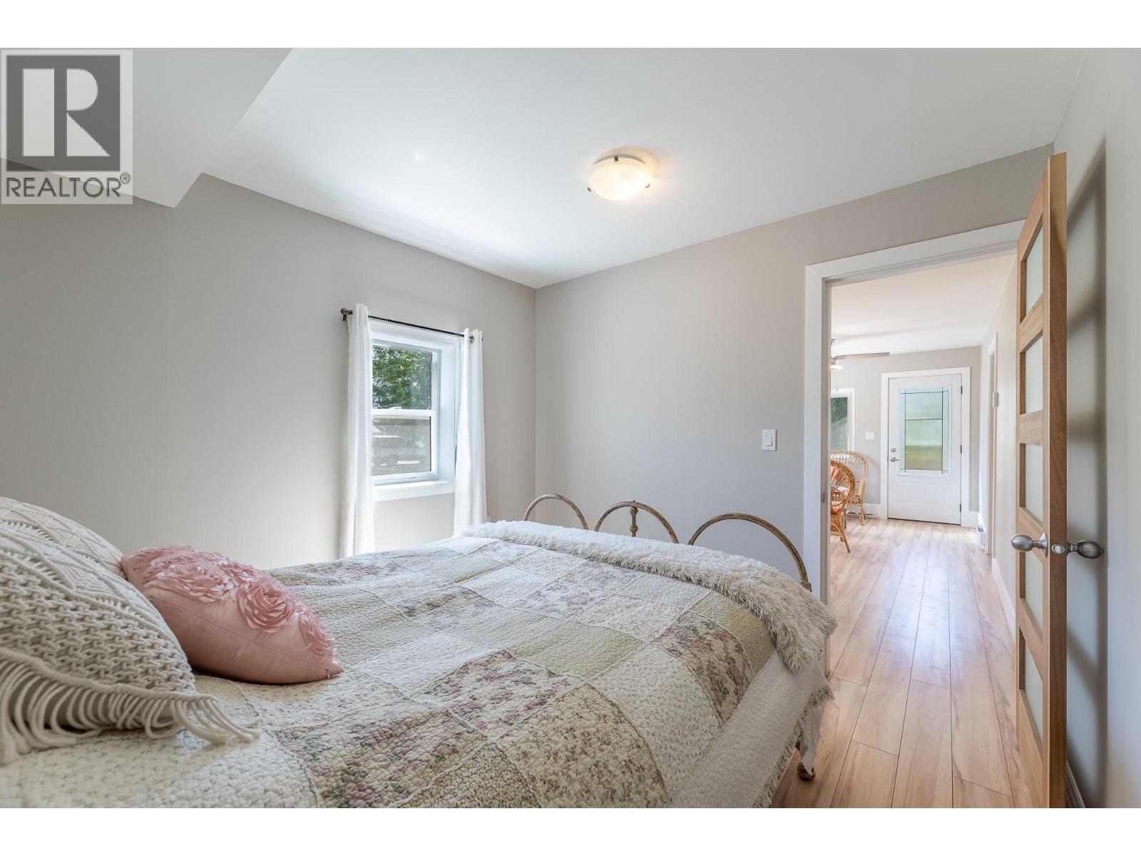 430 6th Avenue, Keremeos, British Columbia  V0X 1N3 - Photo 13 - 10389194