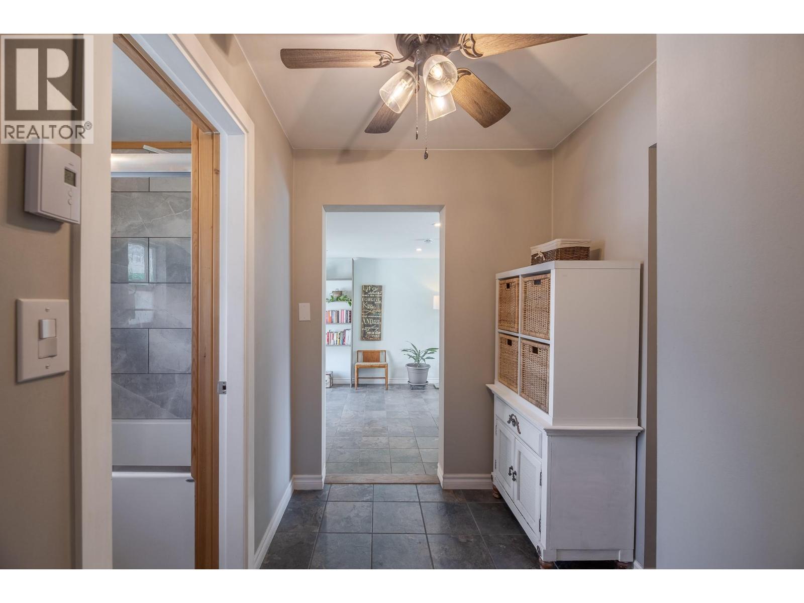 430 6th Avenue, Keremeos, British Columbia  V0X 1N3 - Photo 17 - 10389194