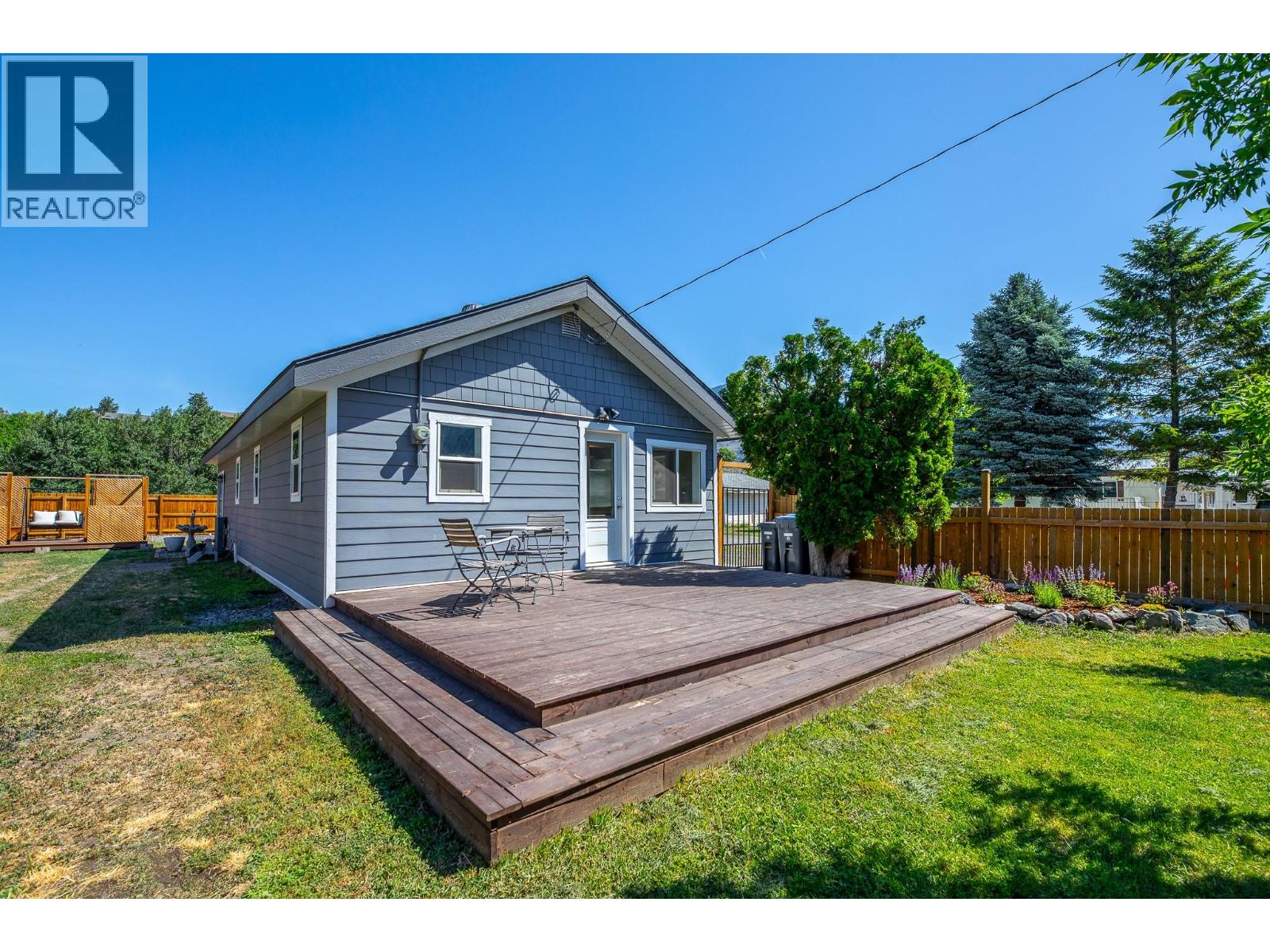 430 6th Avenue, Keremeos, British Columbia  V0X 1N3 - Photo 3 - 10389194