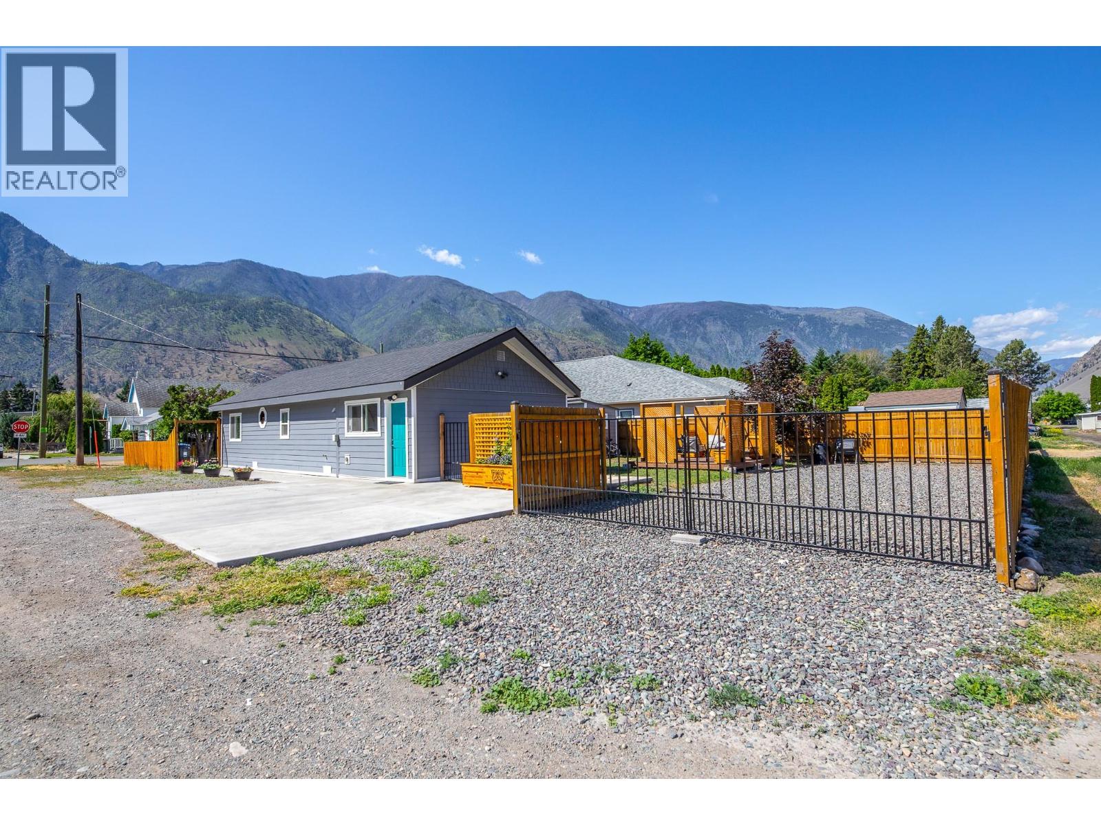 430 6th Avenue, Keremeos, British Columbia  V0X 1N3 - Photo 37 - 10389194