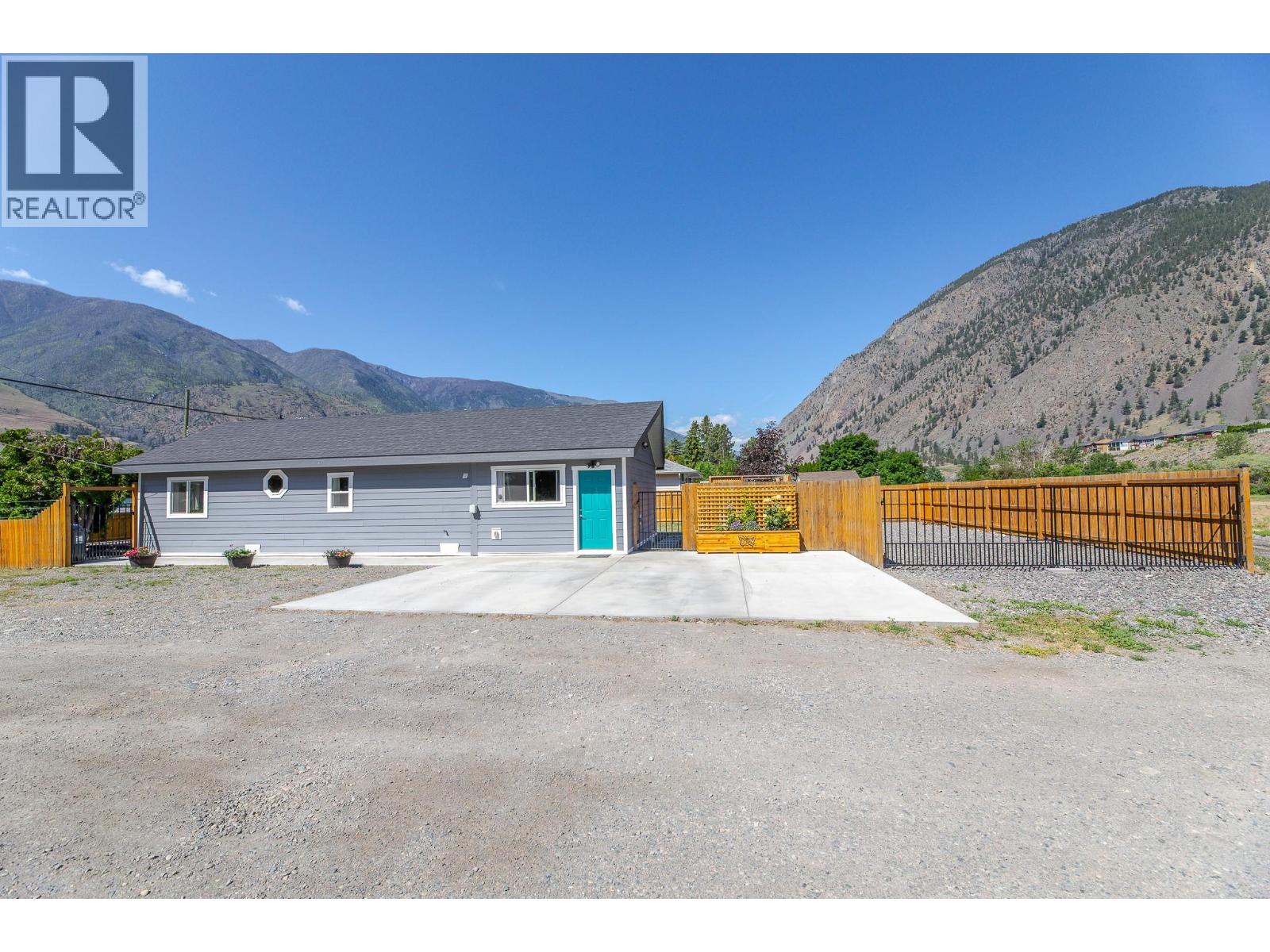 430 6th Avenue, Keremeos, British Columbia  V0X 1N3 - Photo 39 - 10389194