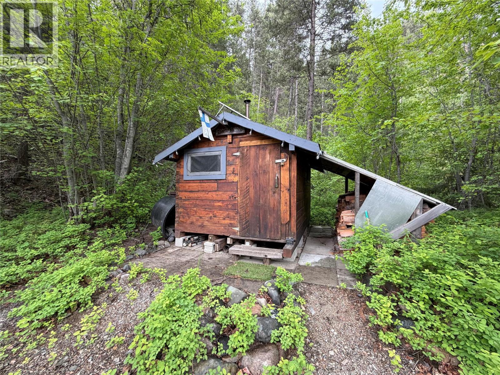 1748 Summers Creek Road, Princeton, British Columbia  V0X 1W0 - Photo 9 - 10388619