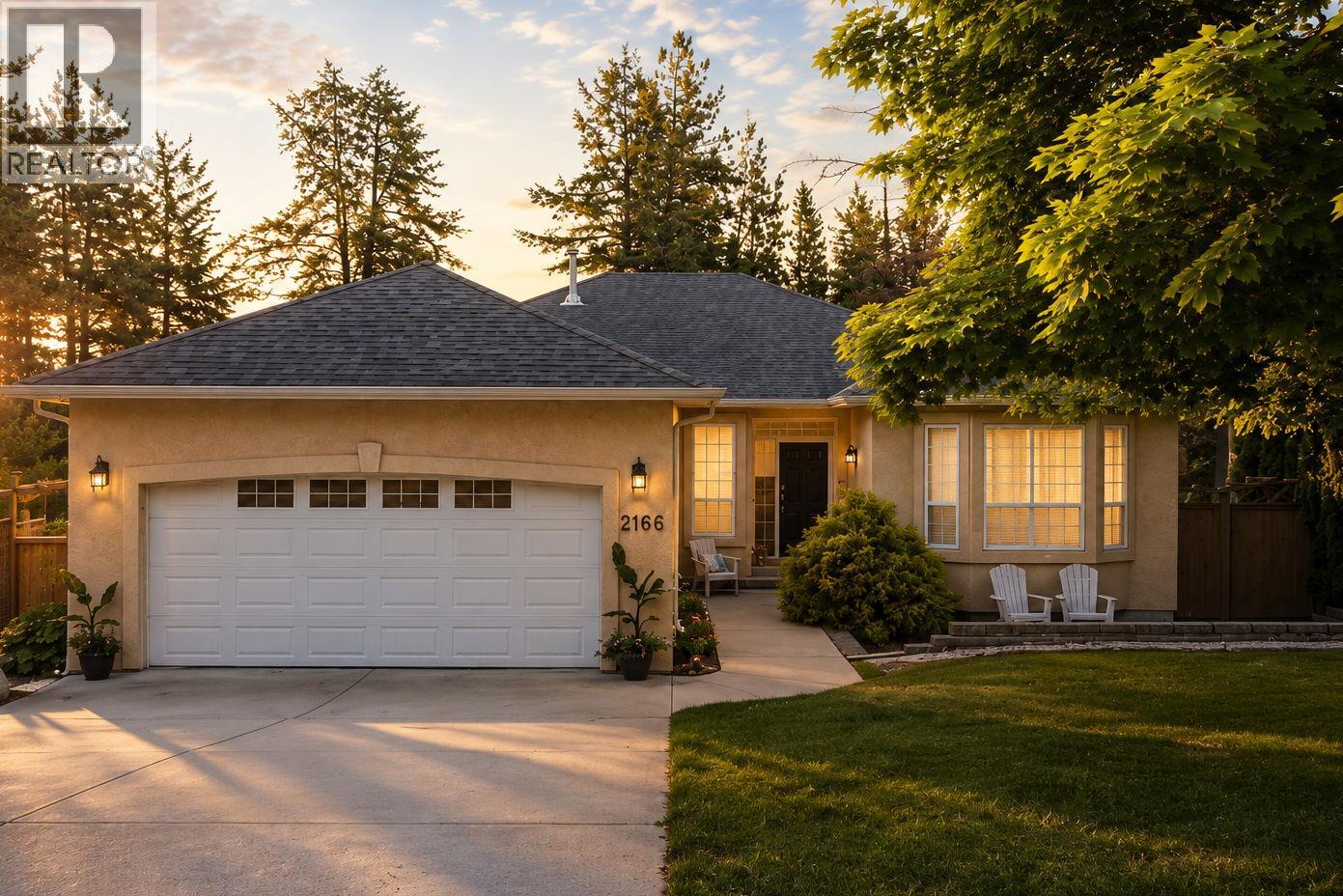2166 Shannon Woods Way, West Kelowna, British Columbia  V4T 2R4 - Photo 3 - 10388069