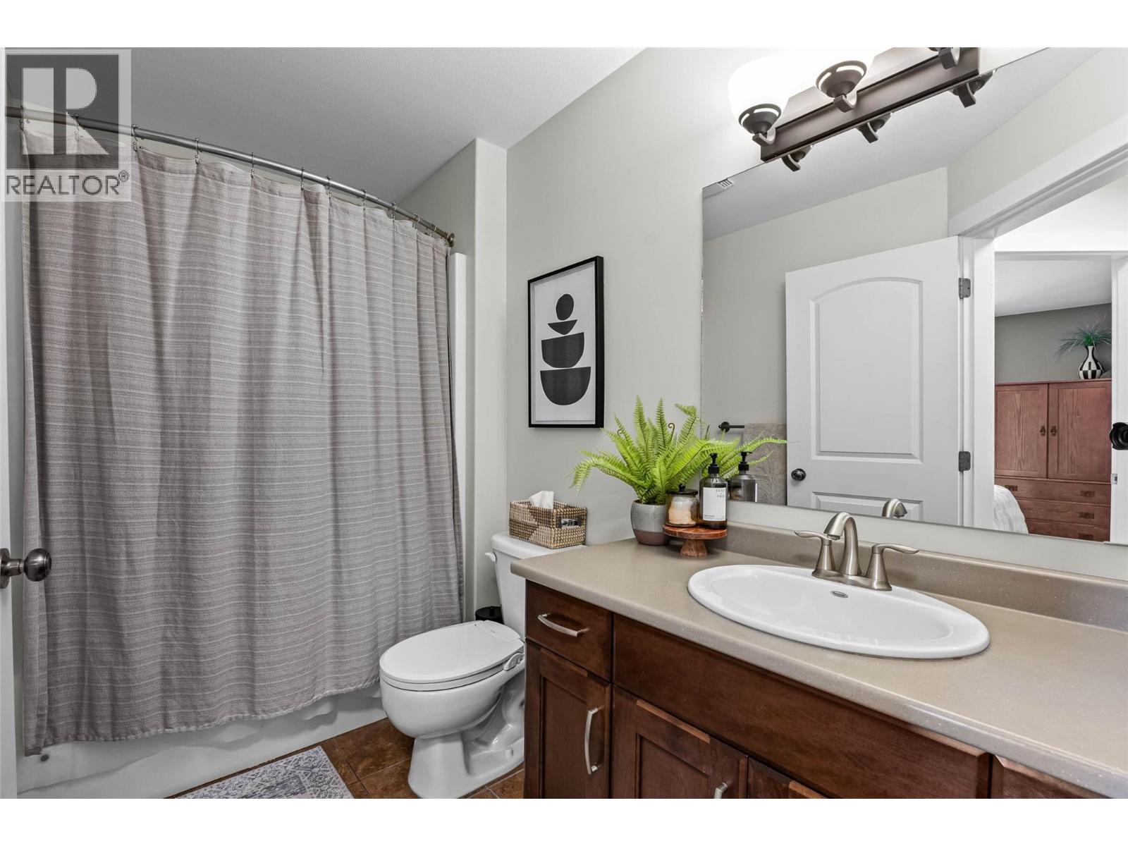 1458 Pacific Way, Kamloops, British Columbia  V2E 0A4 - Photo 24 - 10389394